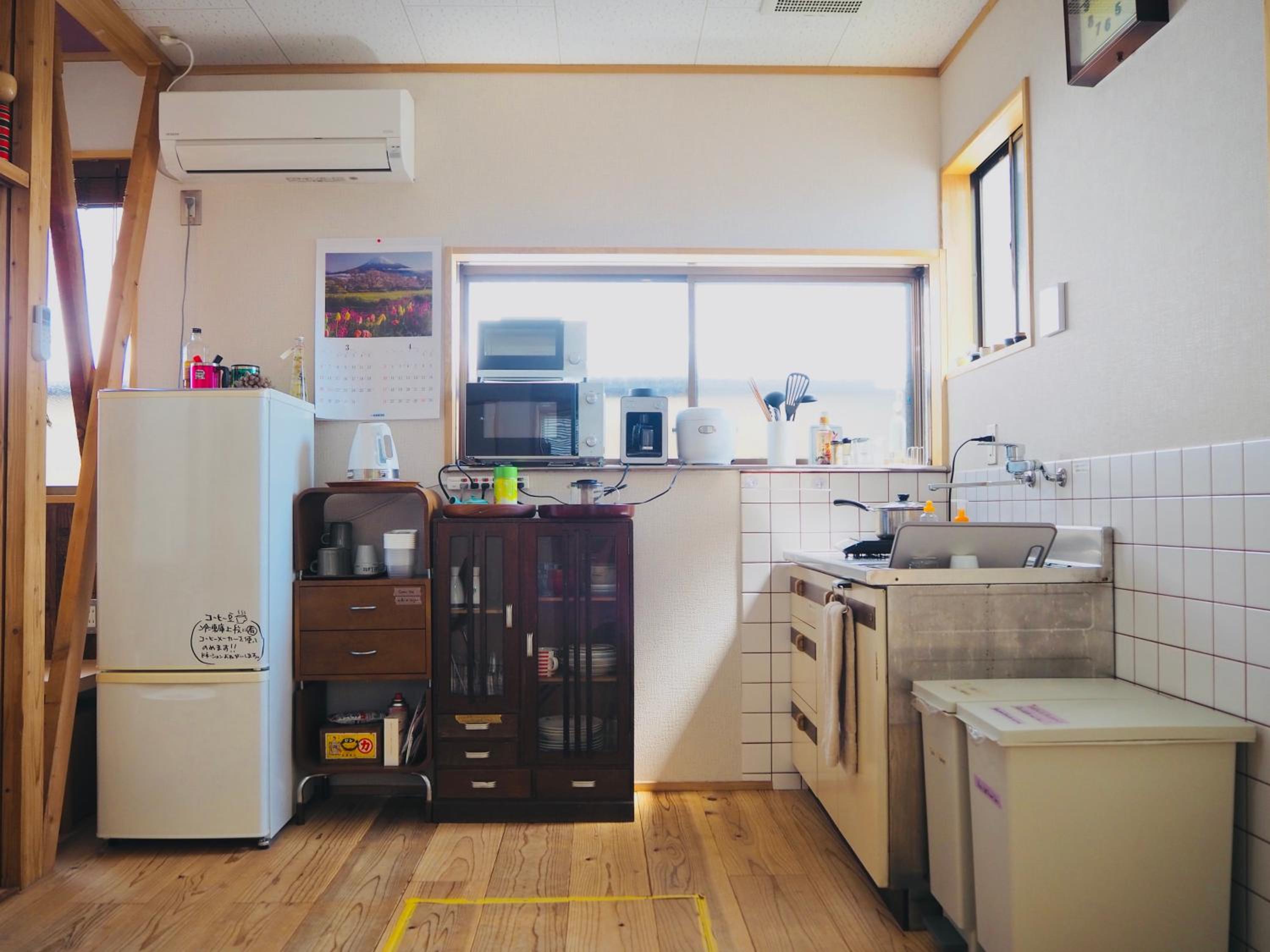 Economy Twin Room - Photo 53