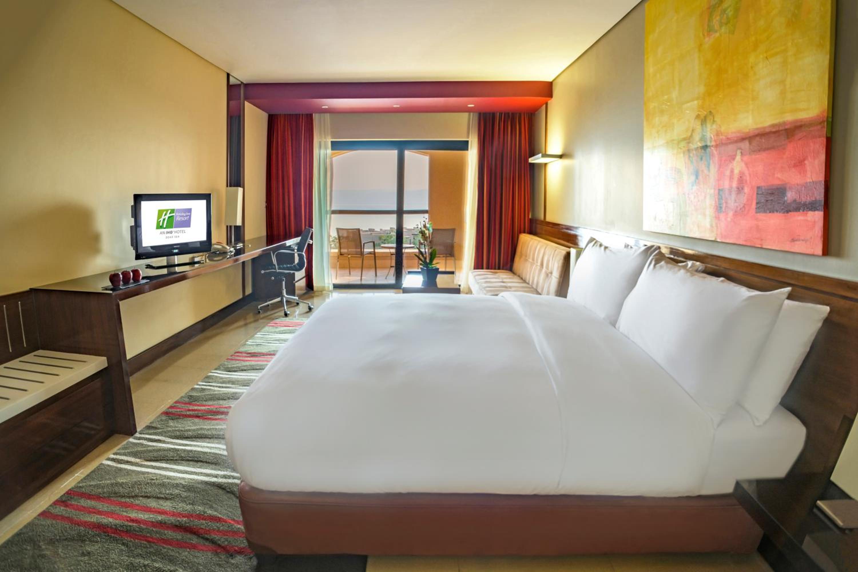 King Room with Side Sea View - Non-Smoking