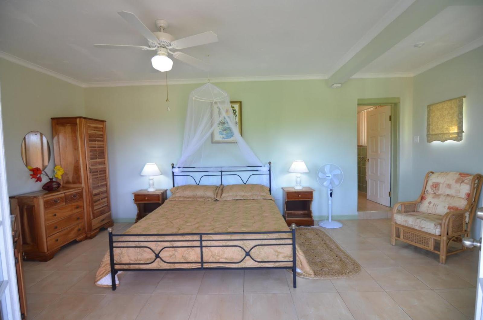 Deluxe King Room with Sea View