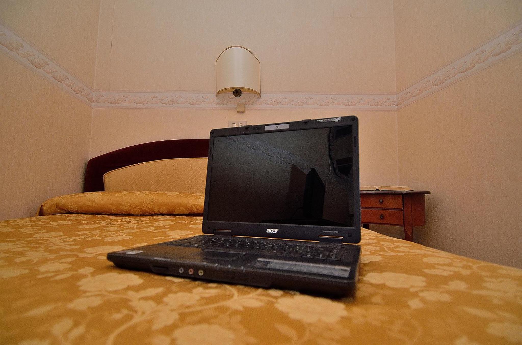 Single Room photo 2