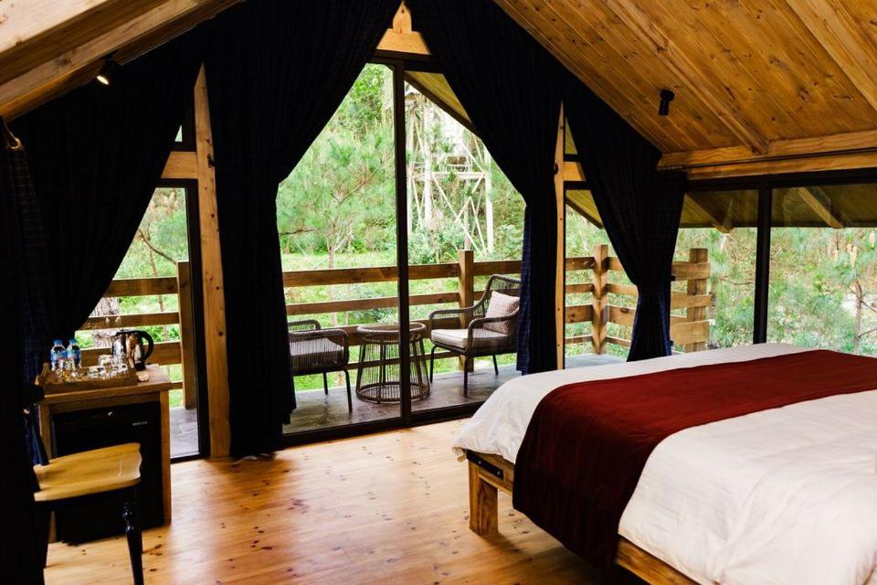 Deluxe Double Room with Balcony