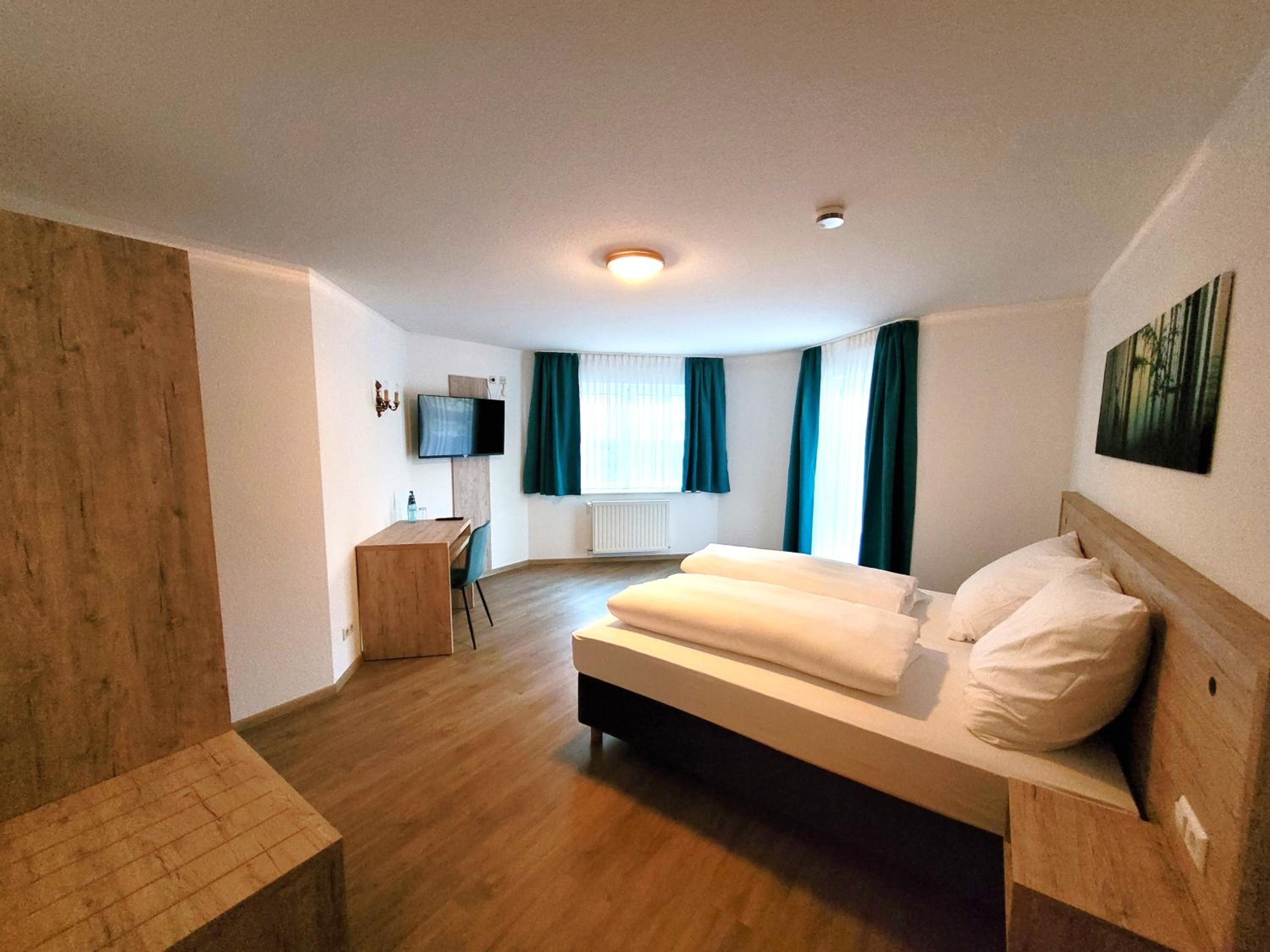 Large Double Room