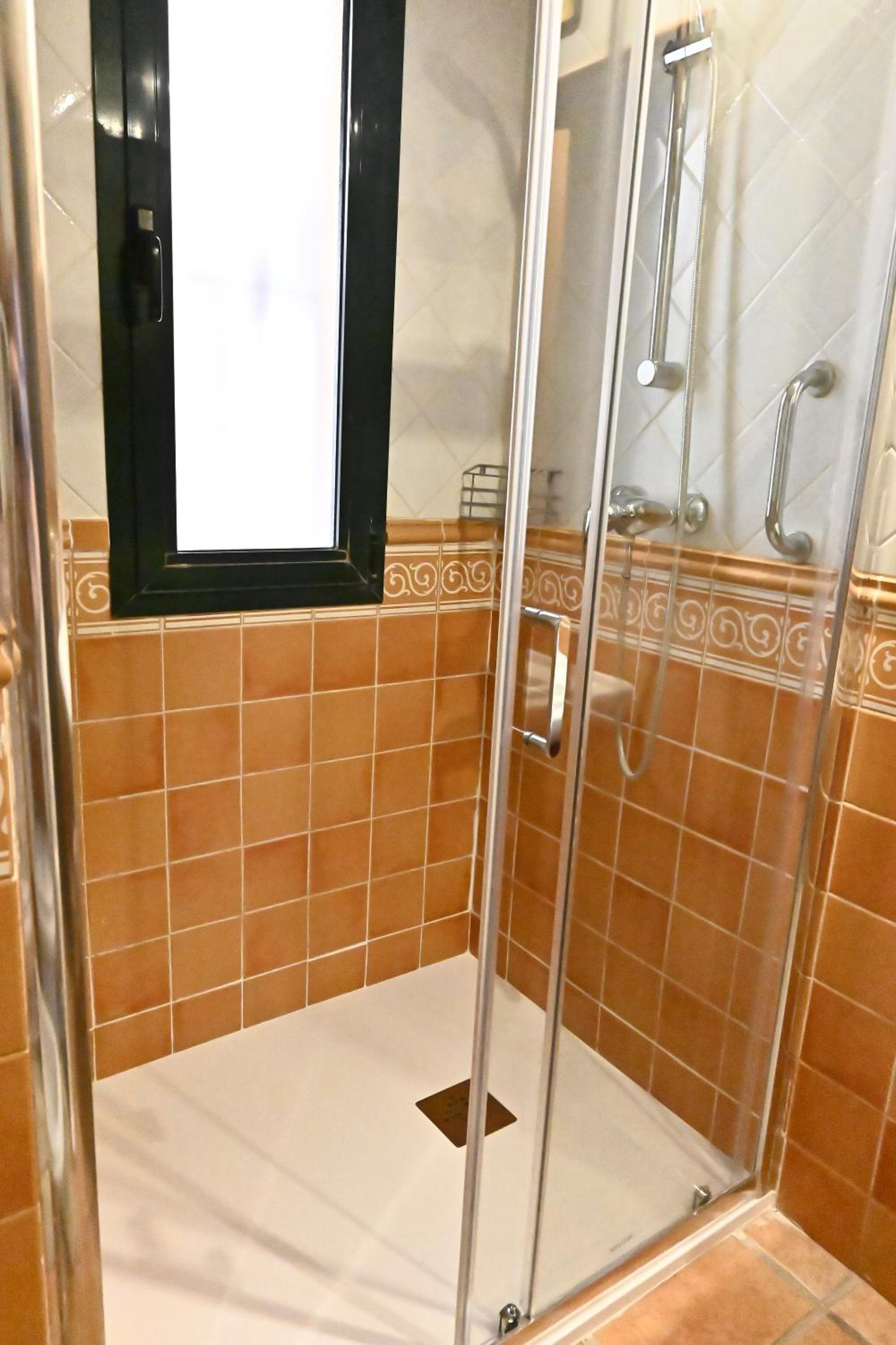 Triple Room - Photo 2