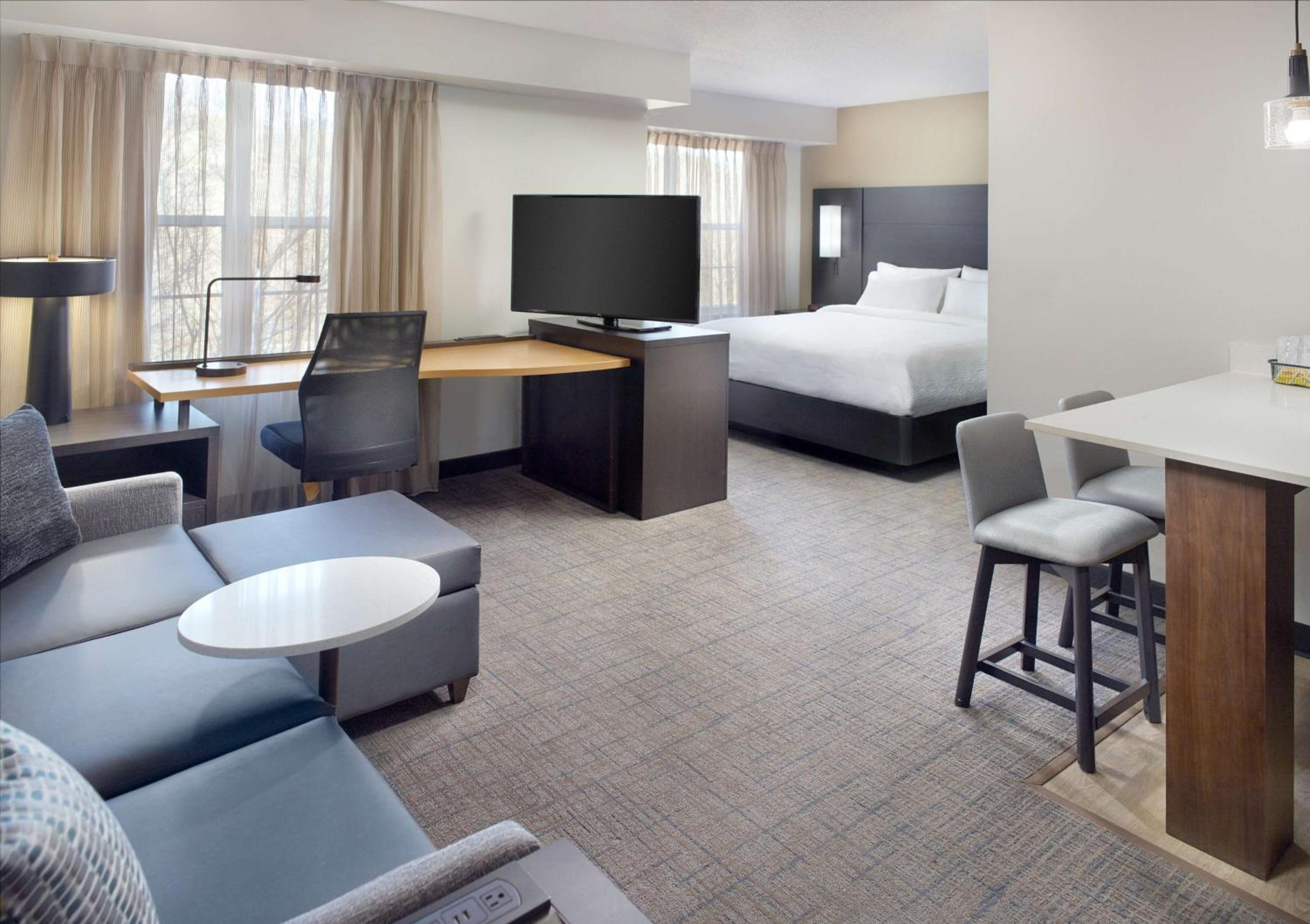 Studio Suite King Hearing Accessible