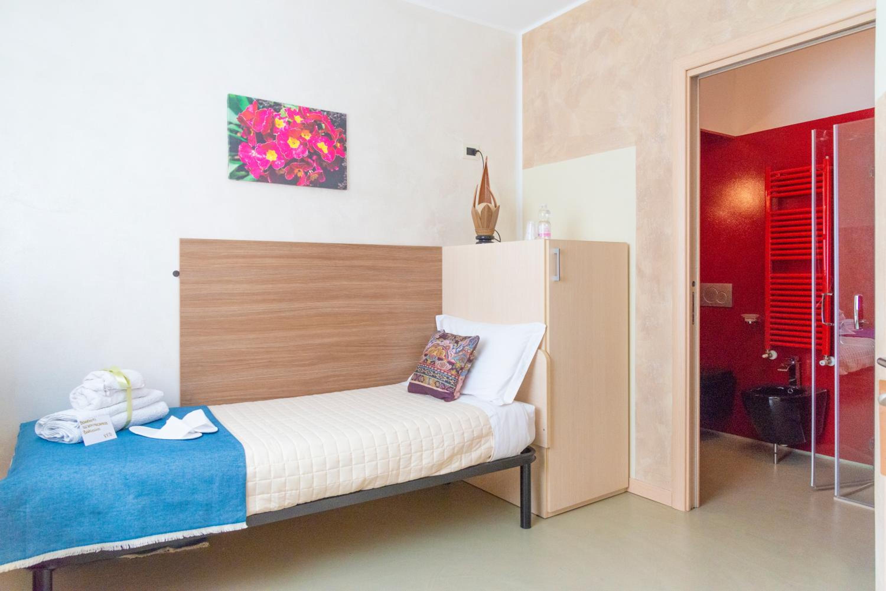 Single Room photo 1