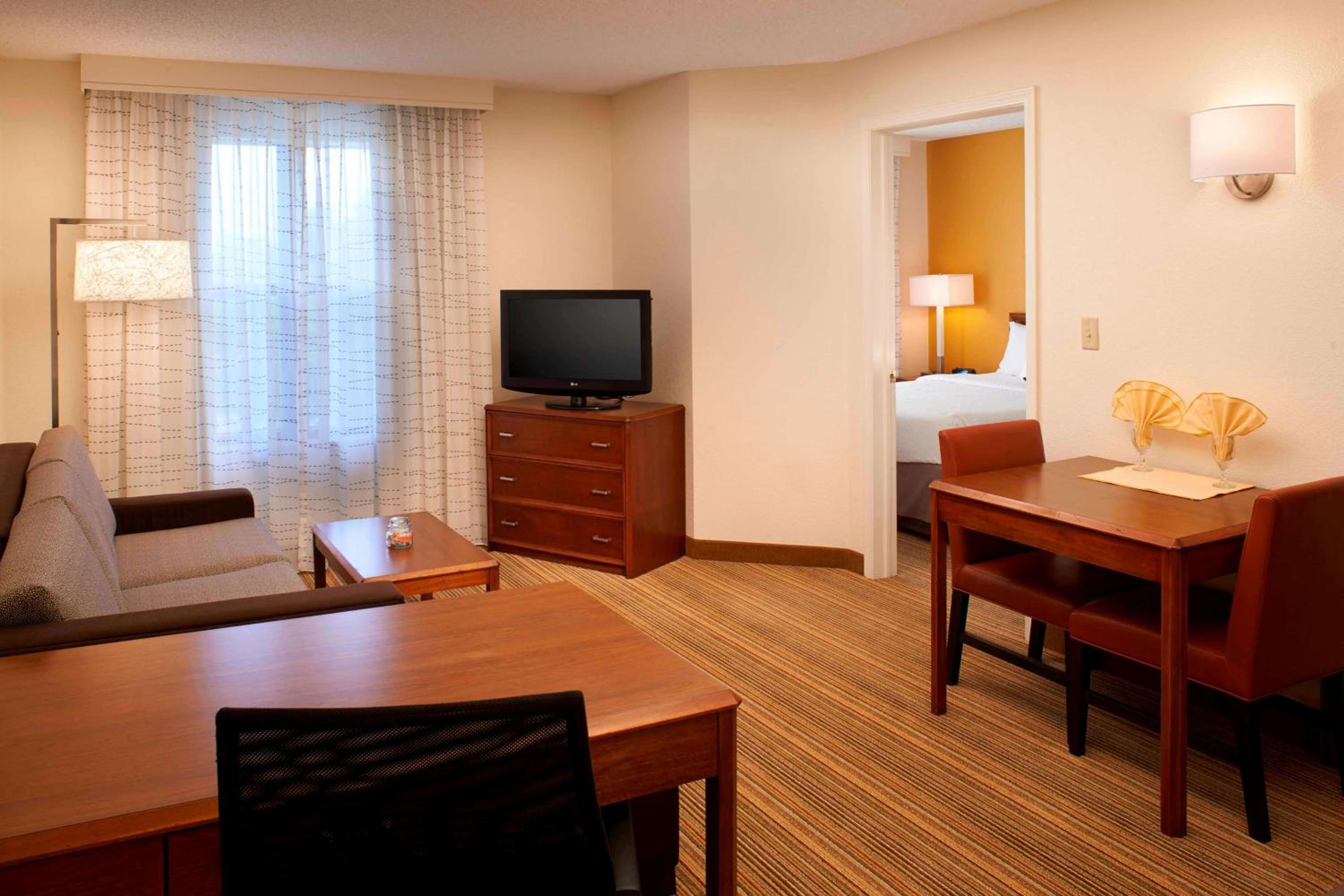 One Bedroom Suite Queen