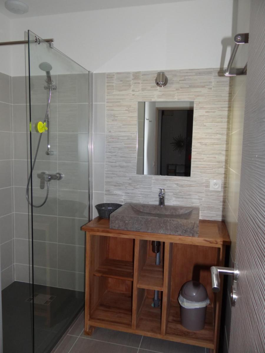 One-Bedroom House photo 3