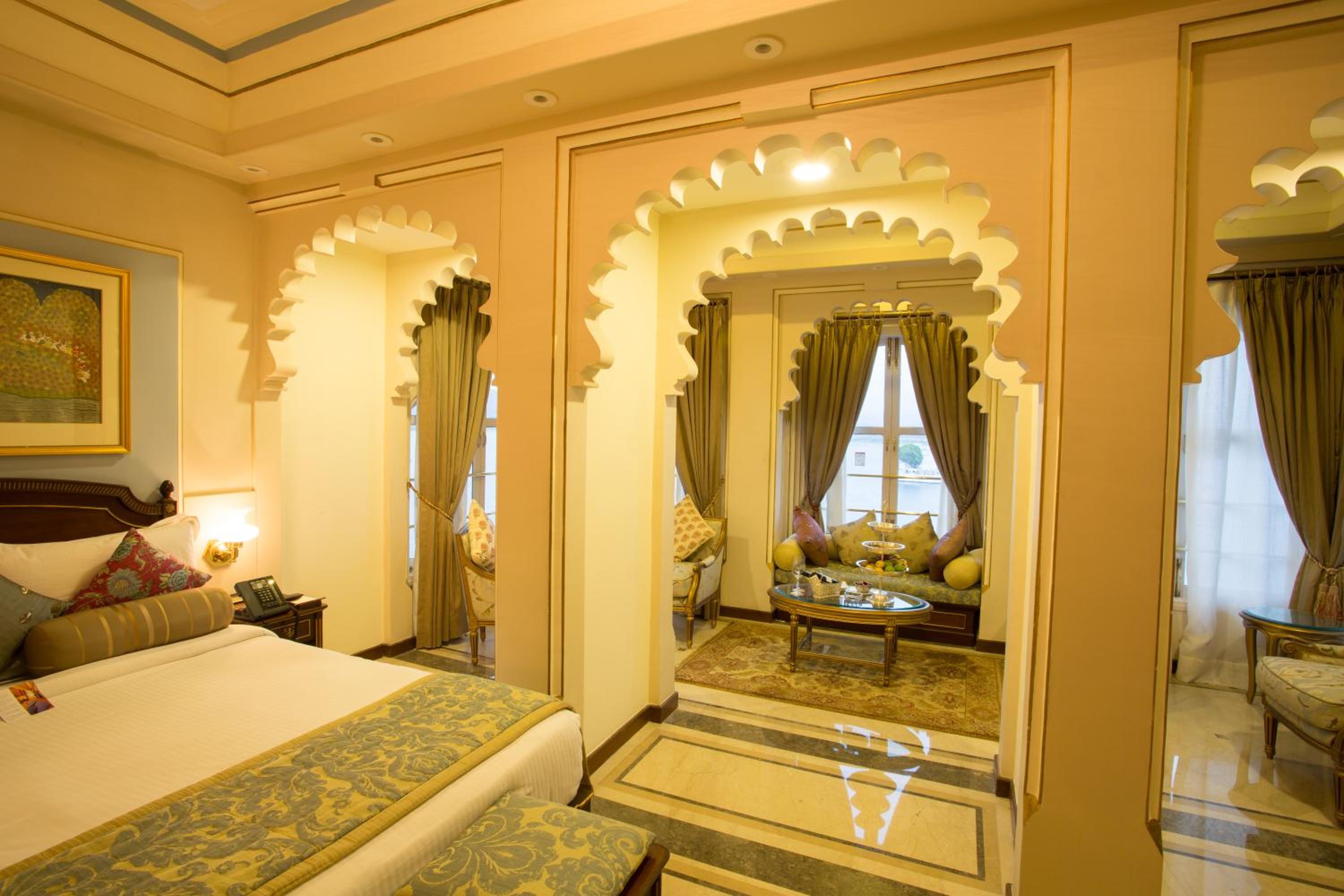 Deluxe Suite Lake View - Photo 1