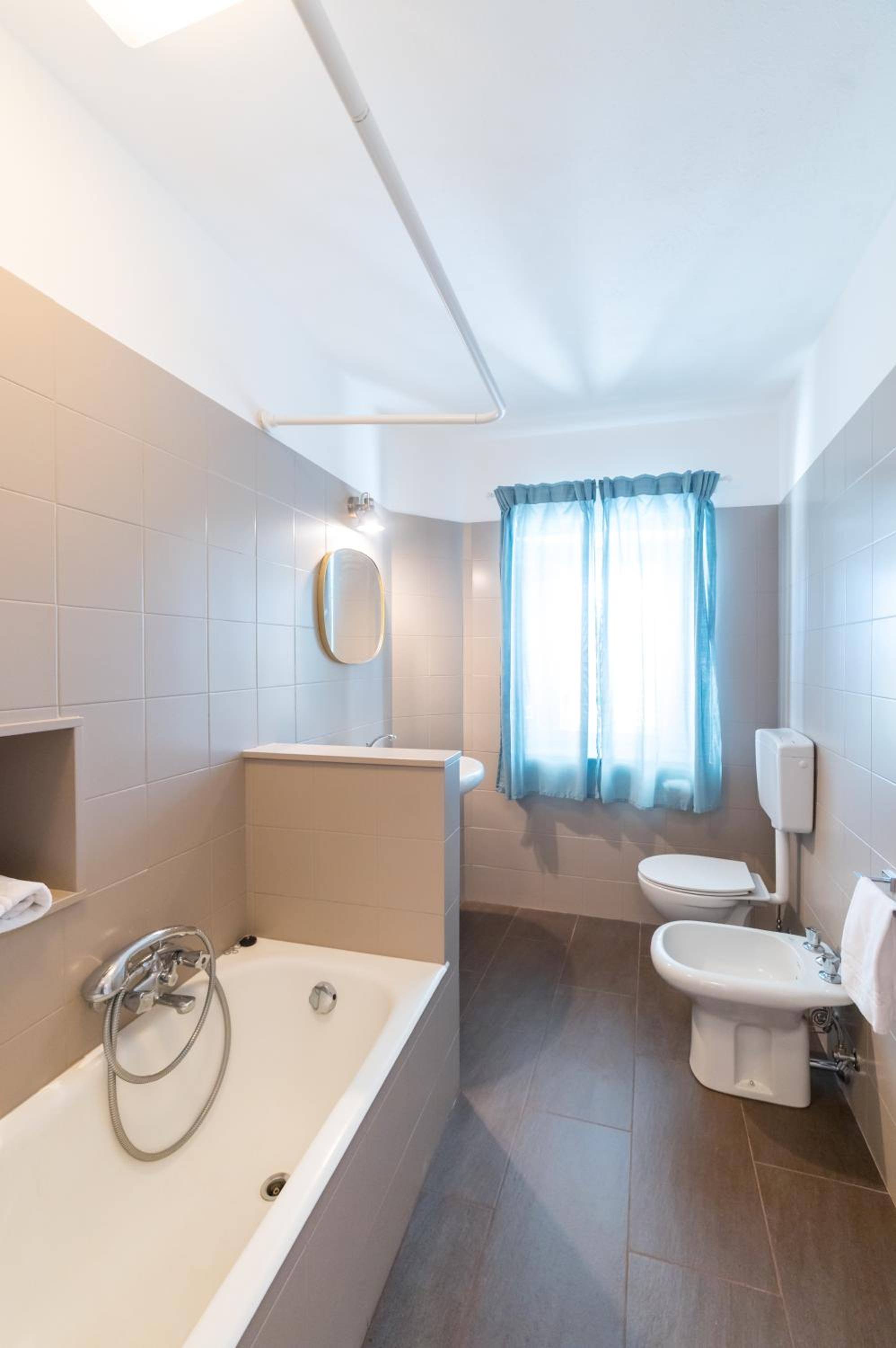Economy Double or Twin Room photo 2
