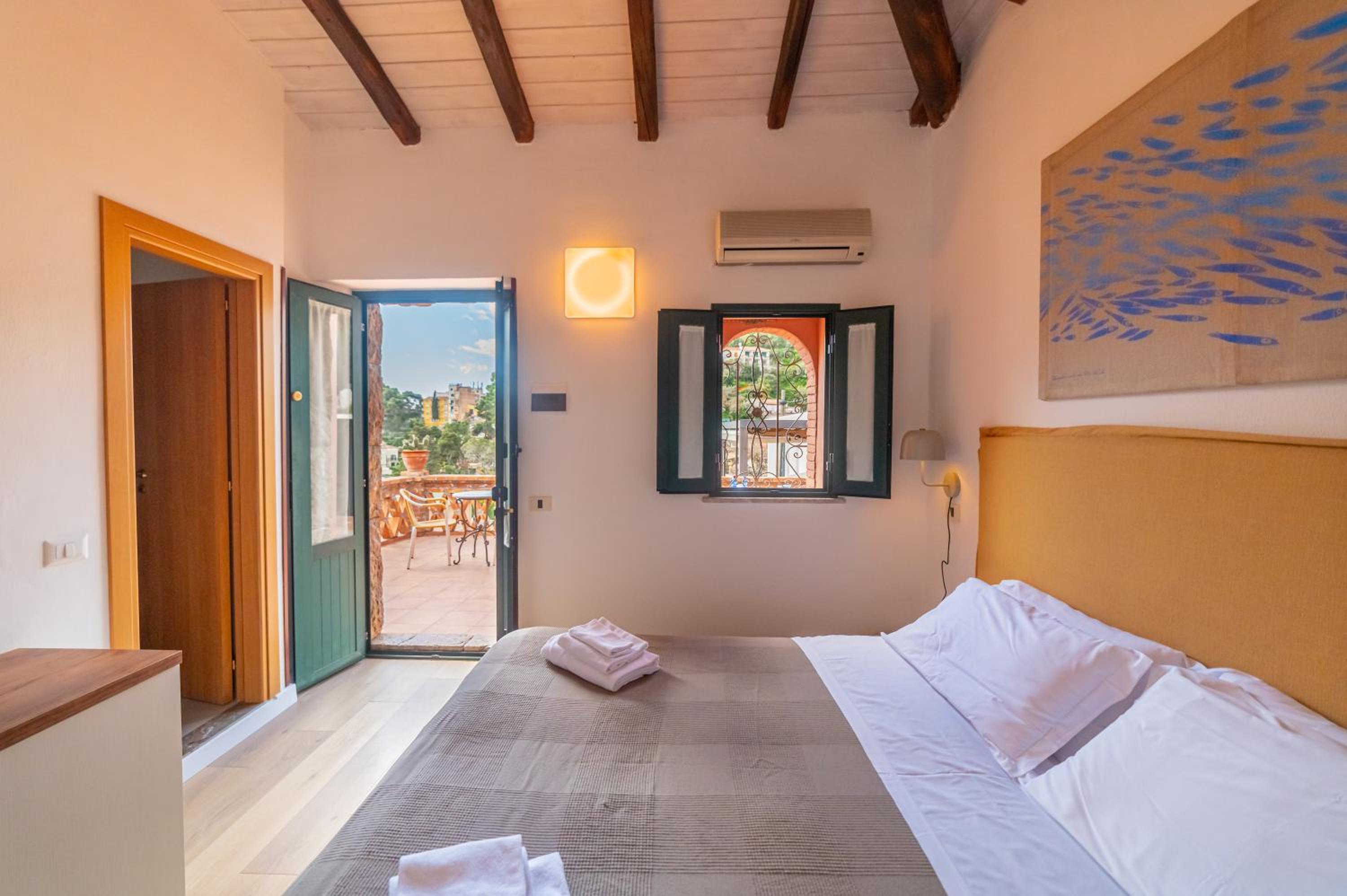 Superior Double or Twin Room with Sea View Terrace