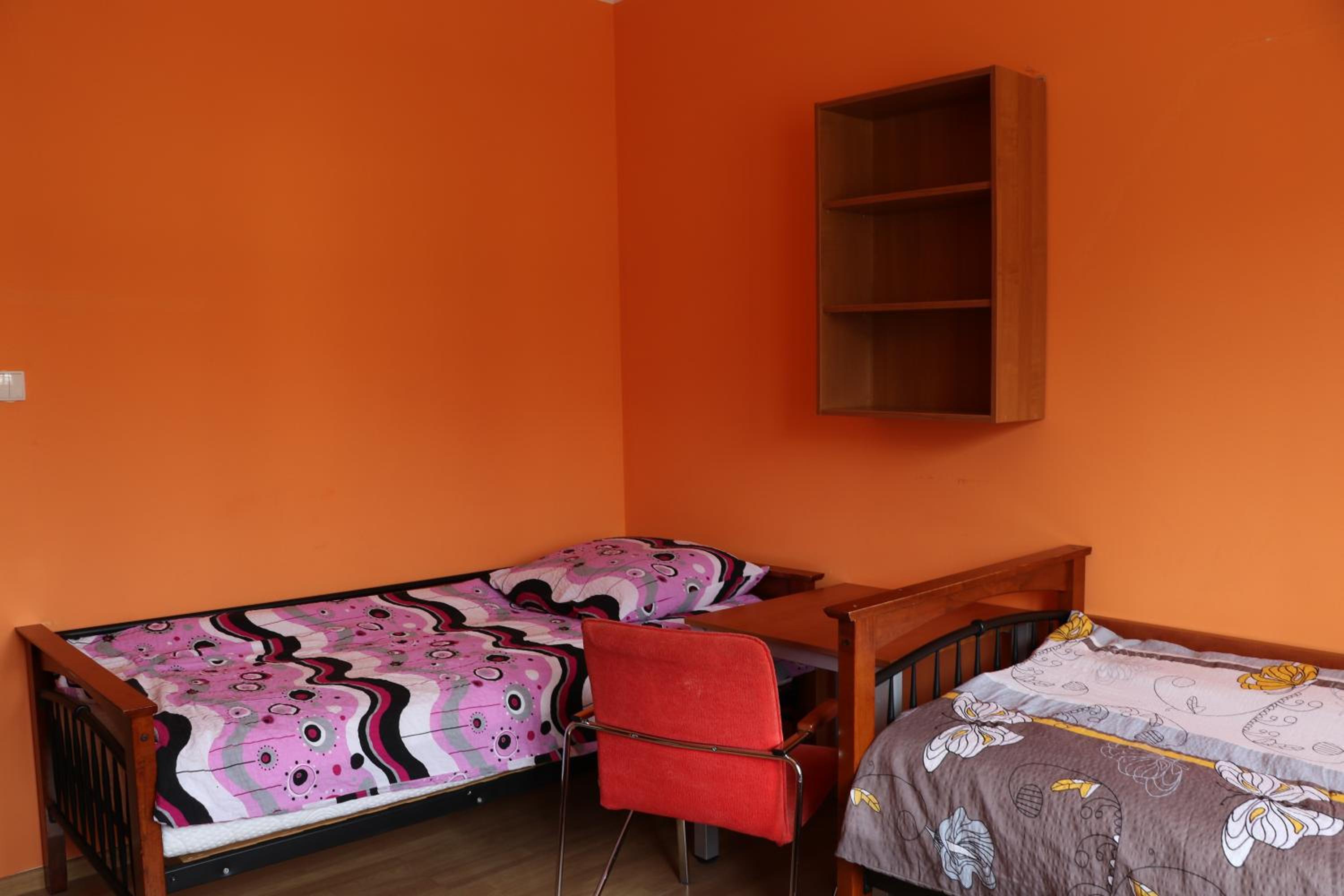 Triple Room with Private Bathroom - Photo 4
