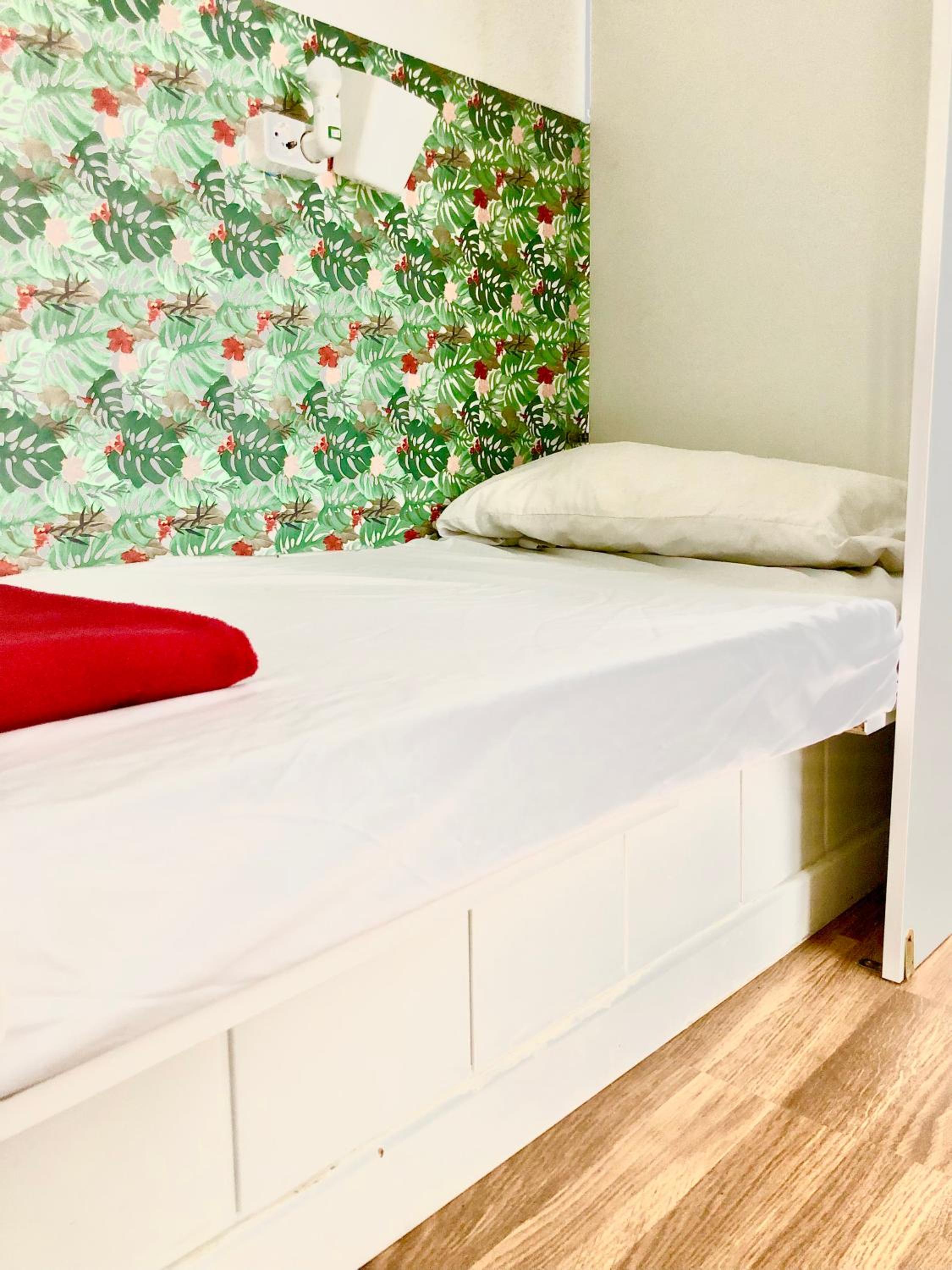 Single Bed in Mixed Dormitory Room photo 2
