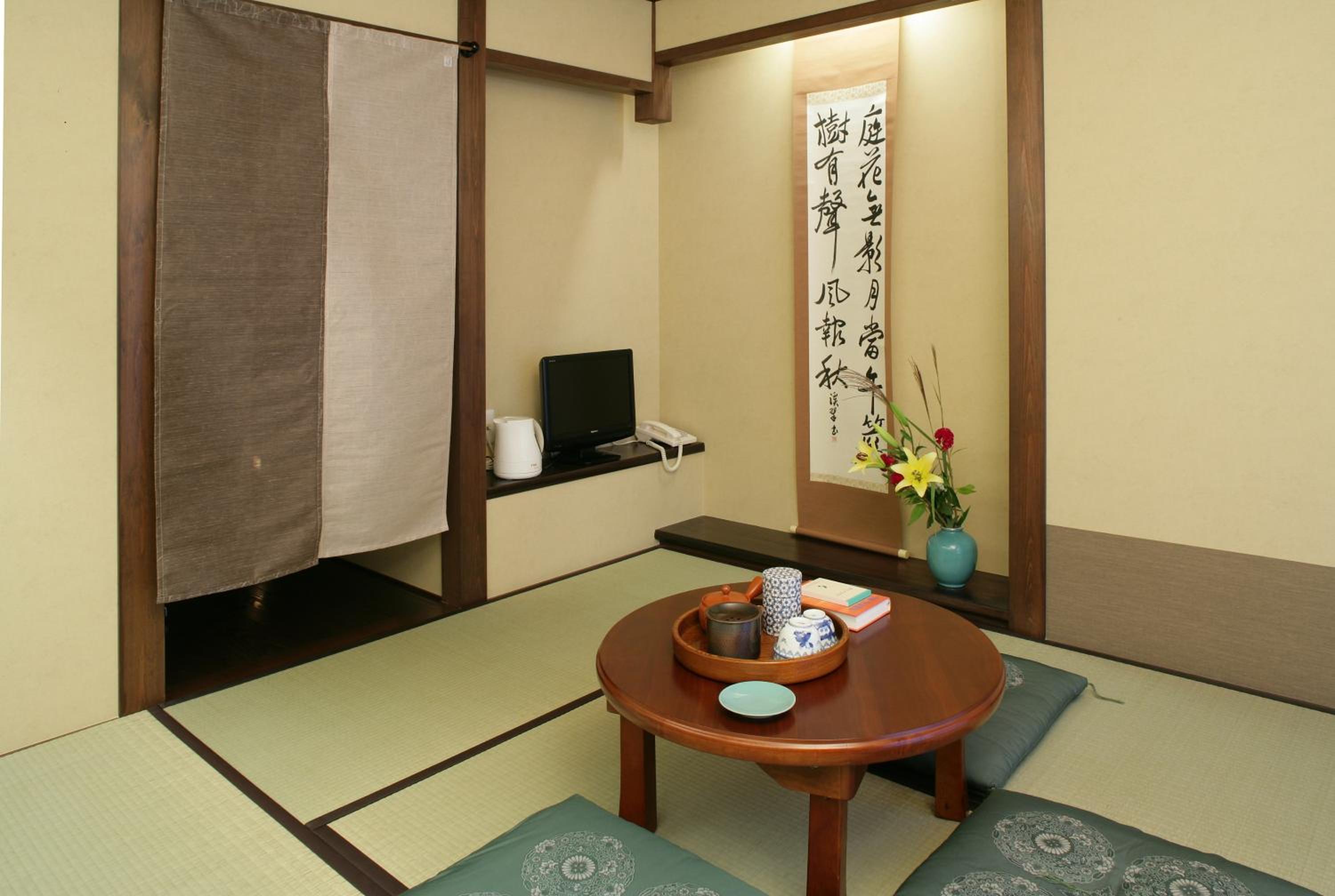 Japanese-Style Single Room