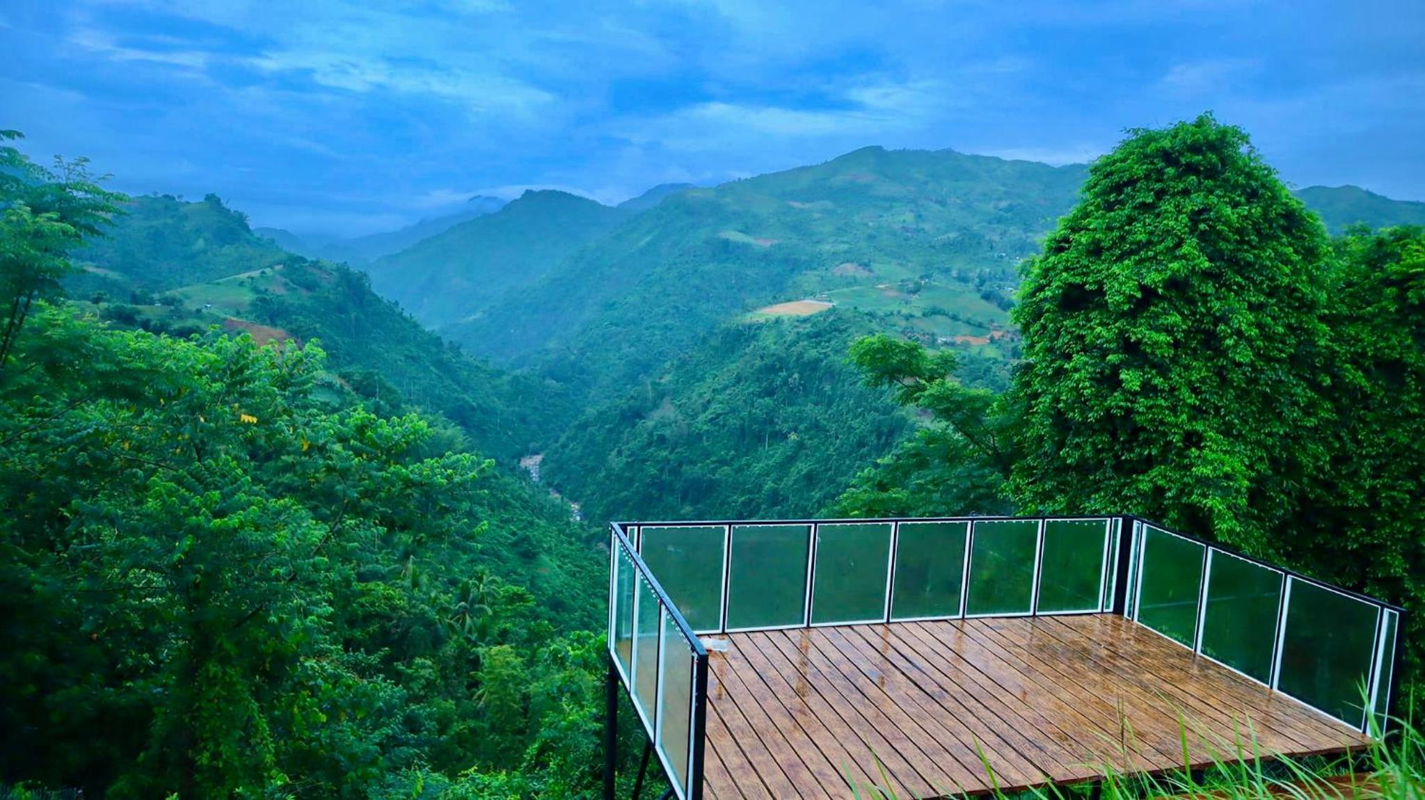 Bungalow with Garden View - Photo 4