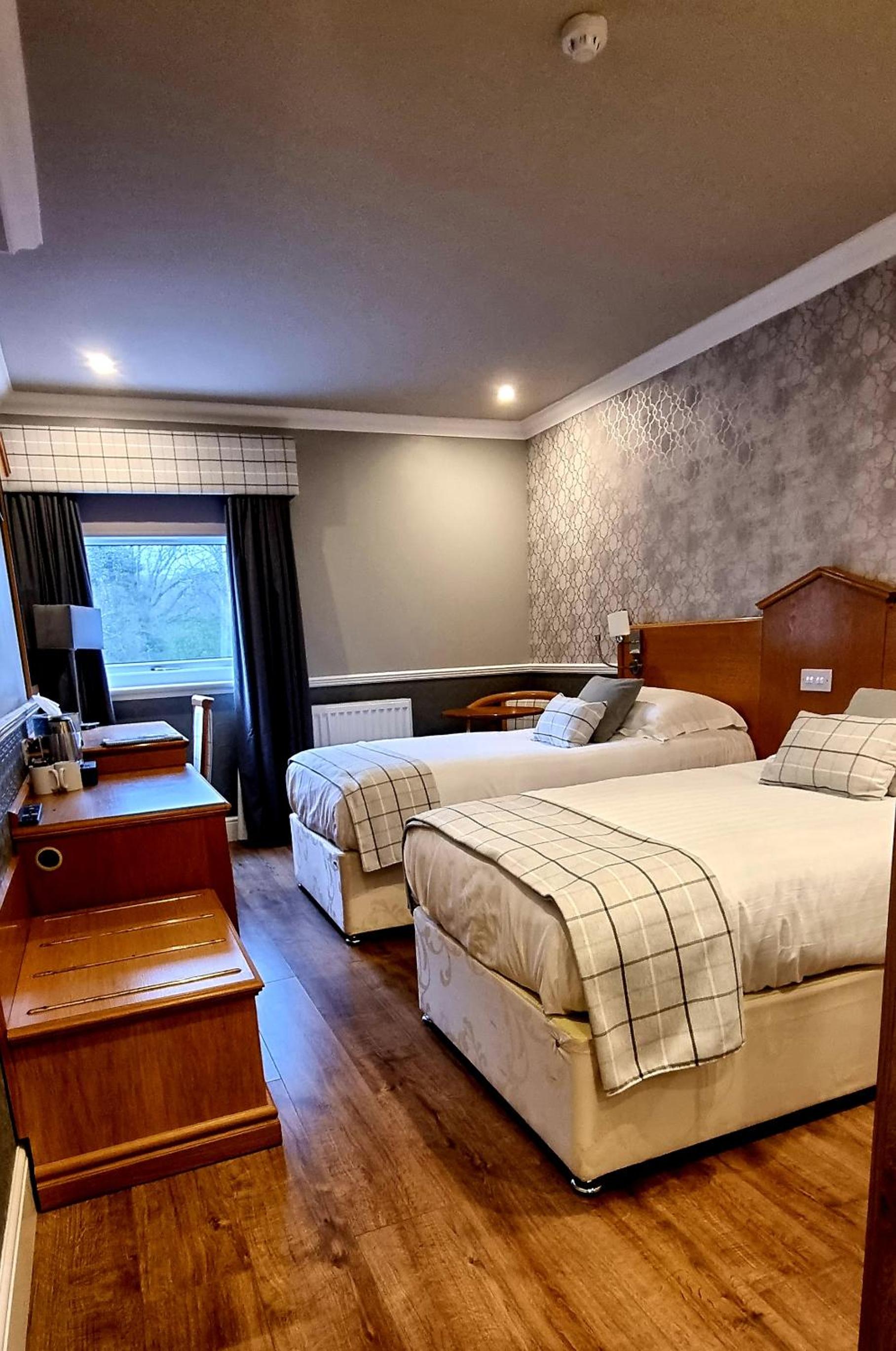 Standard Twin Room photo 3