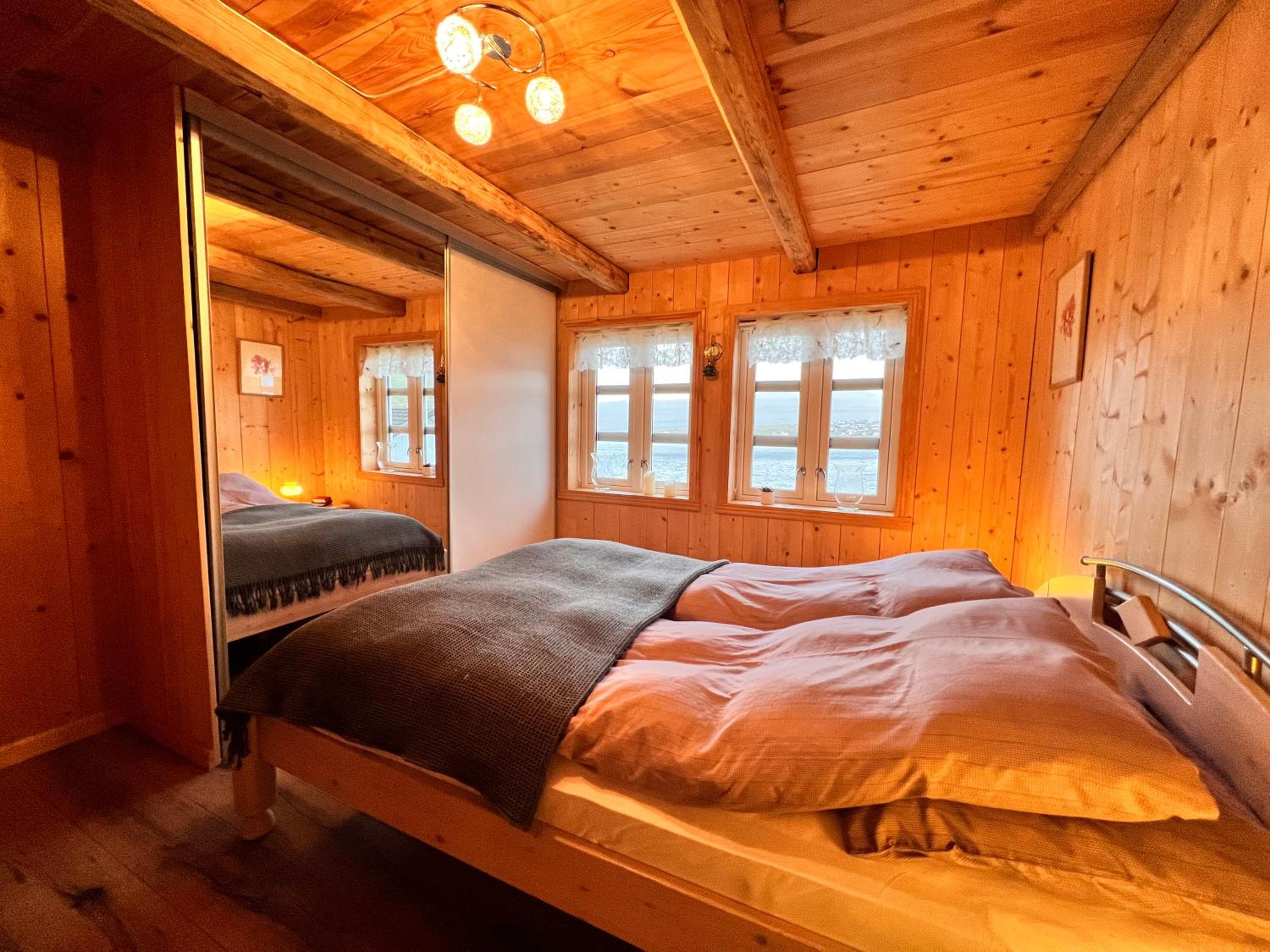 Two-Bedroom House photo 2