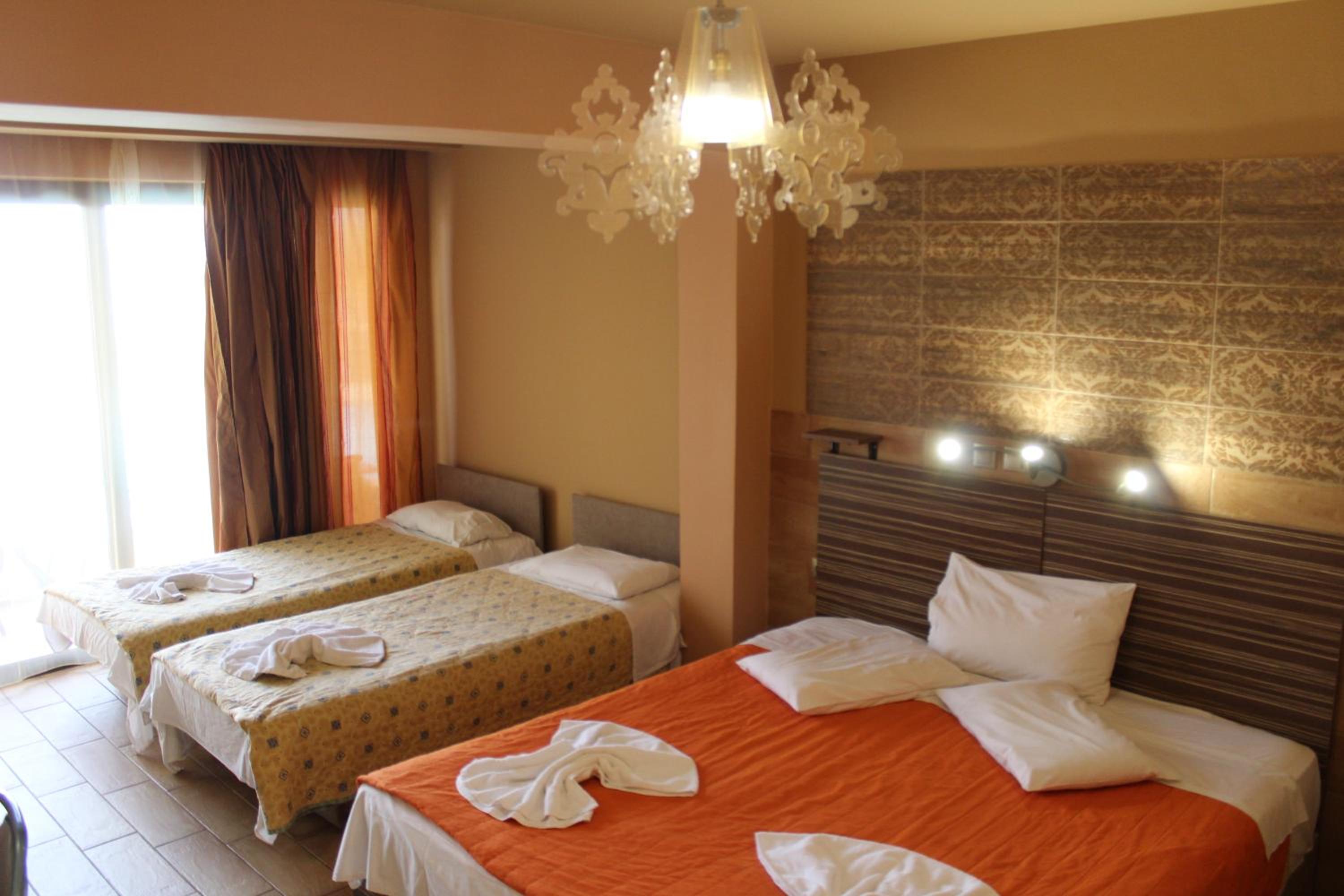 Standard Room - Photo 17