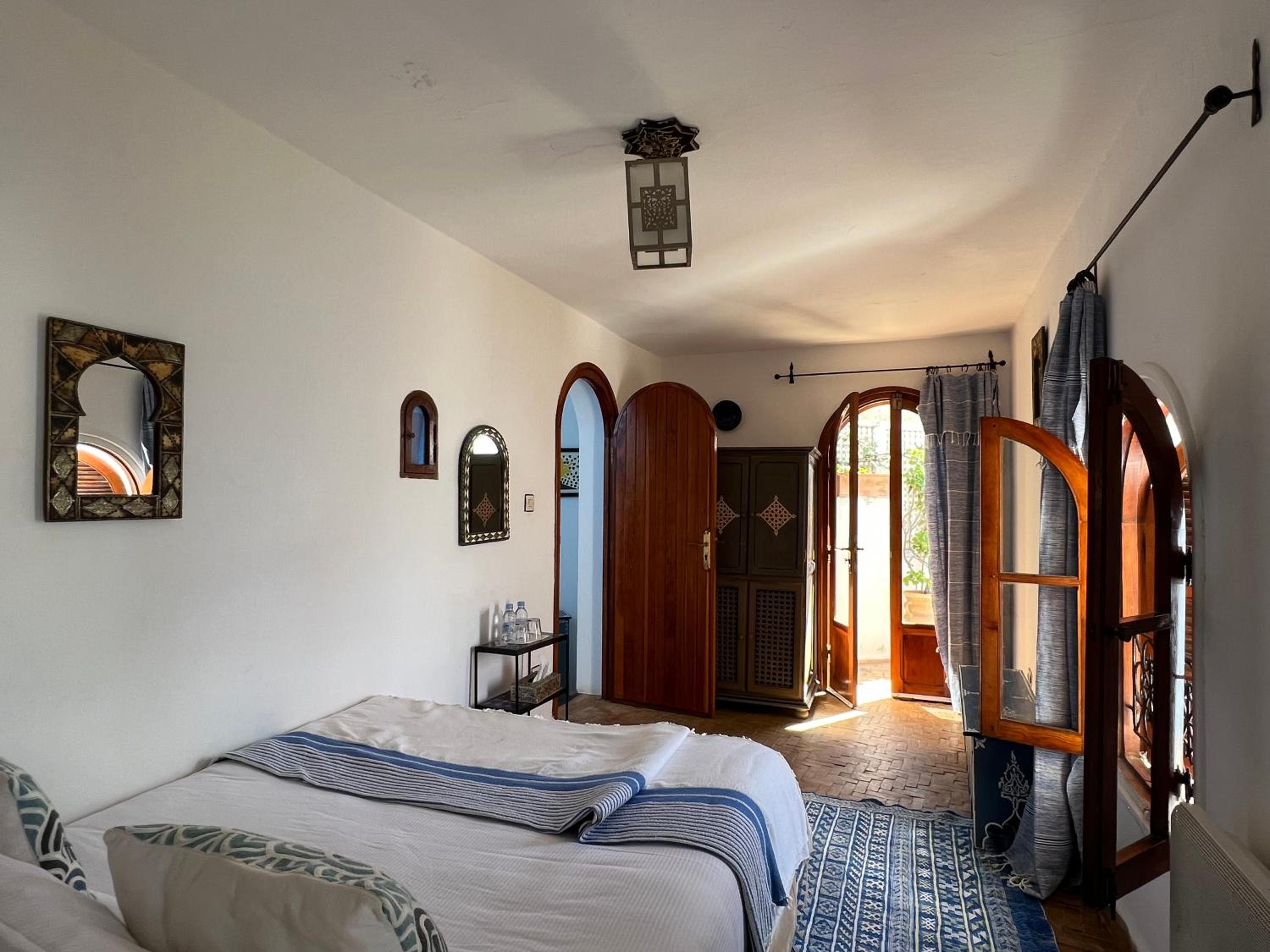 Double Room - Photo 14