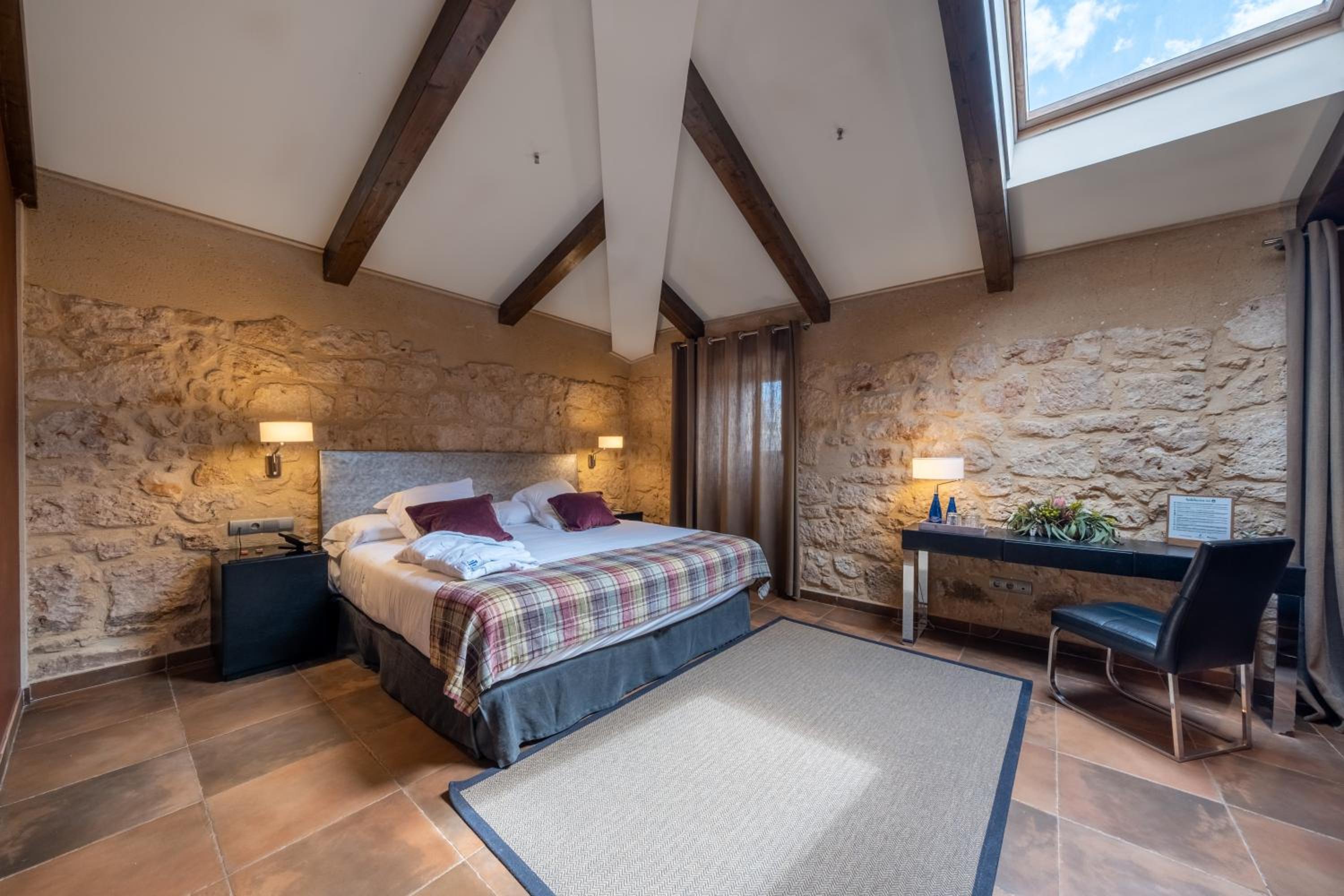 Superior Double Room - Photo 5