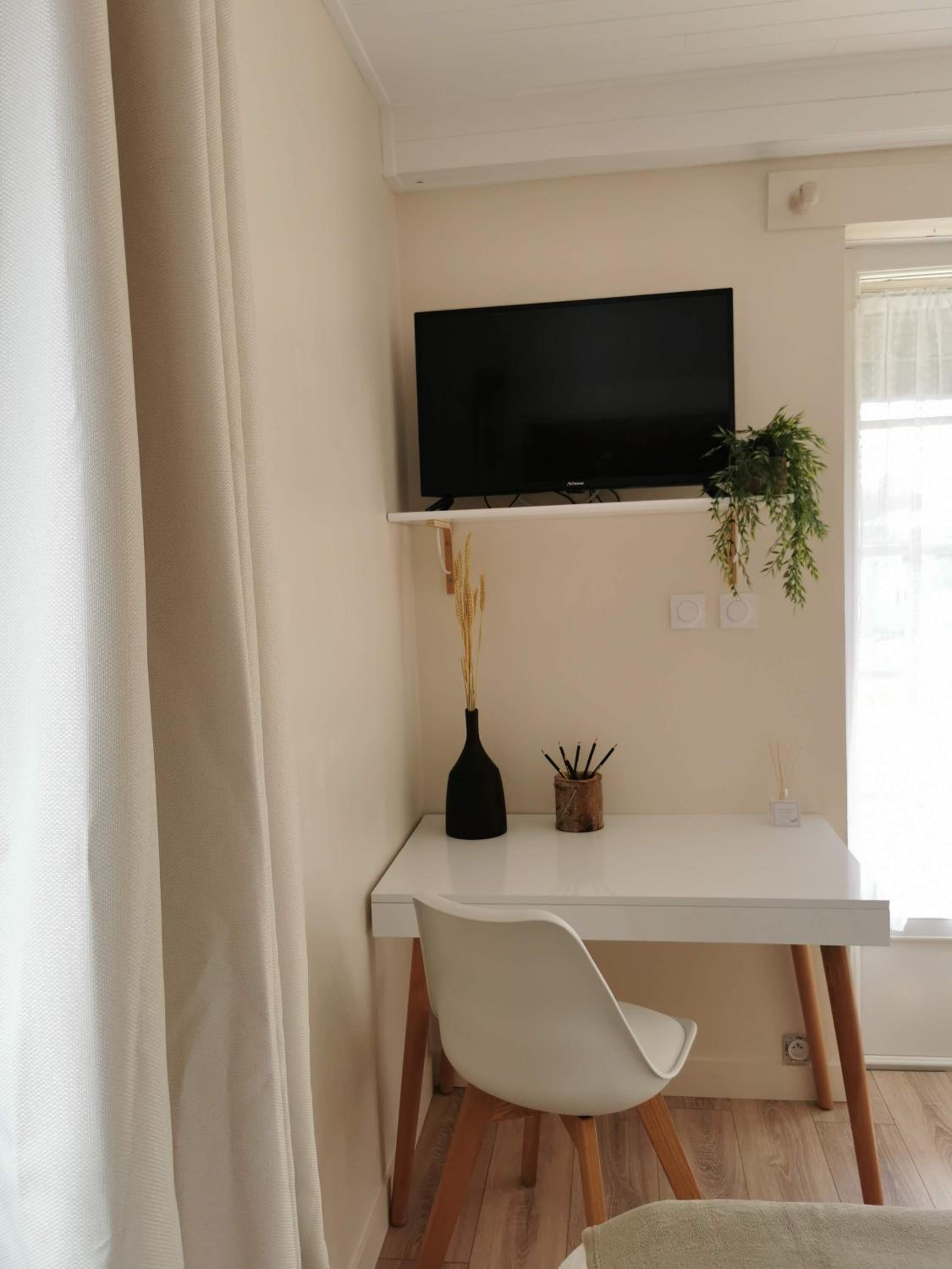 Double Room with Private Bathroom photo 3