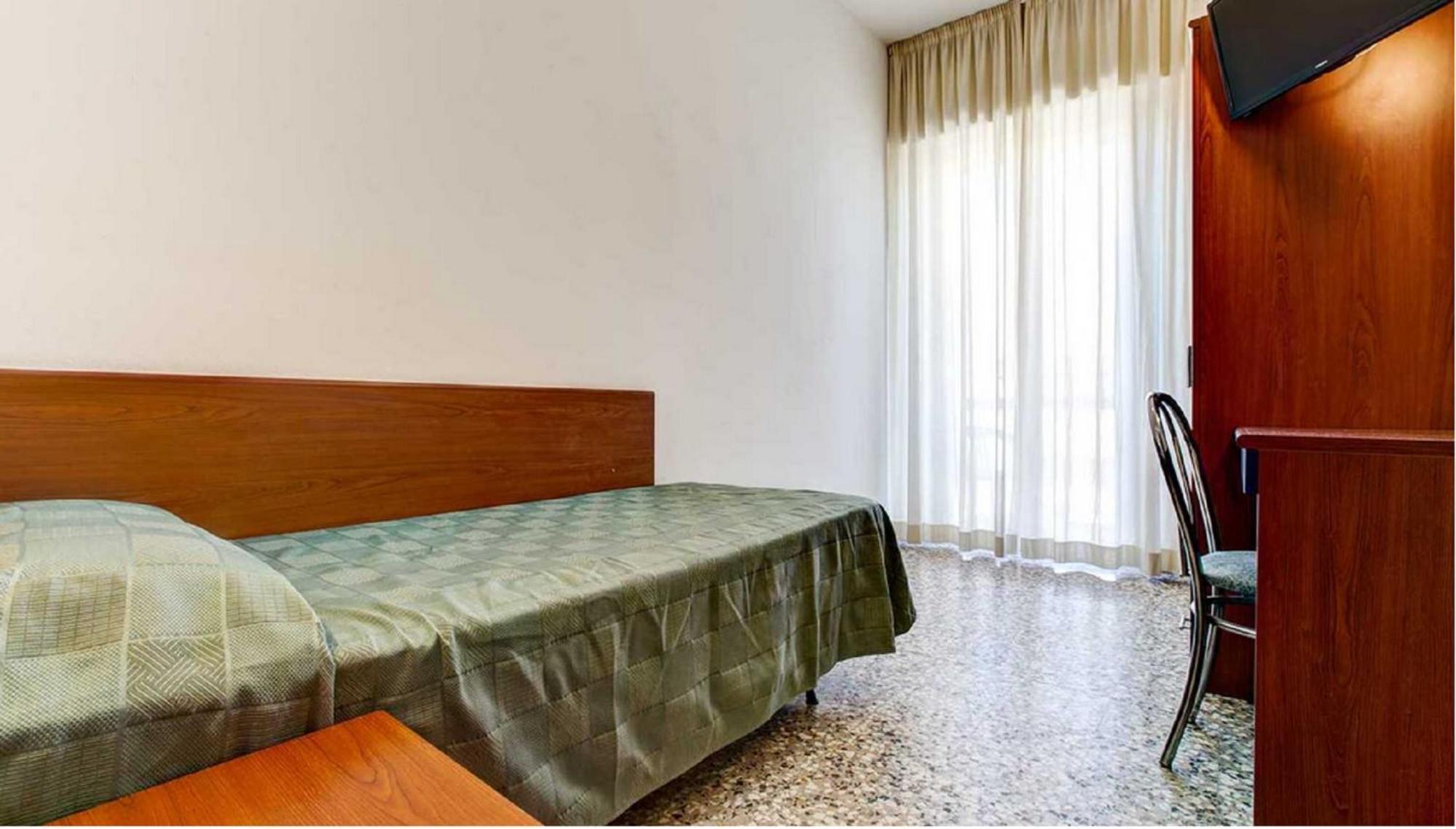 Economy Single Room