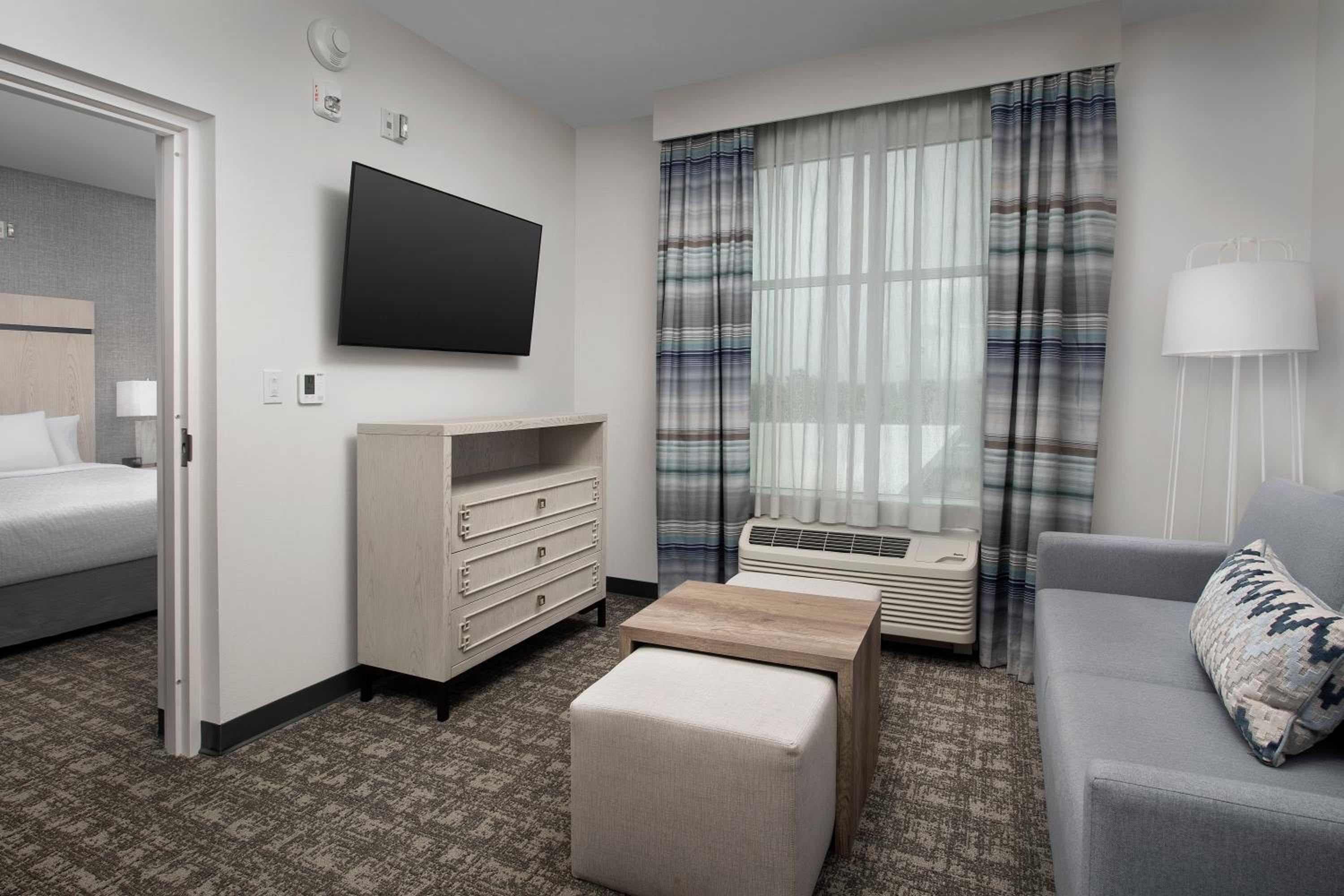 King Suite Partial Gulf View - Photo 4