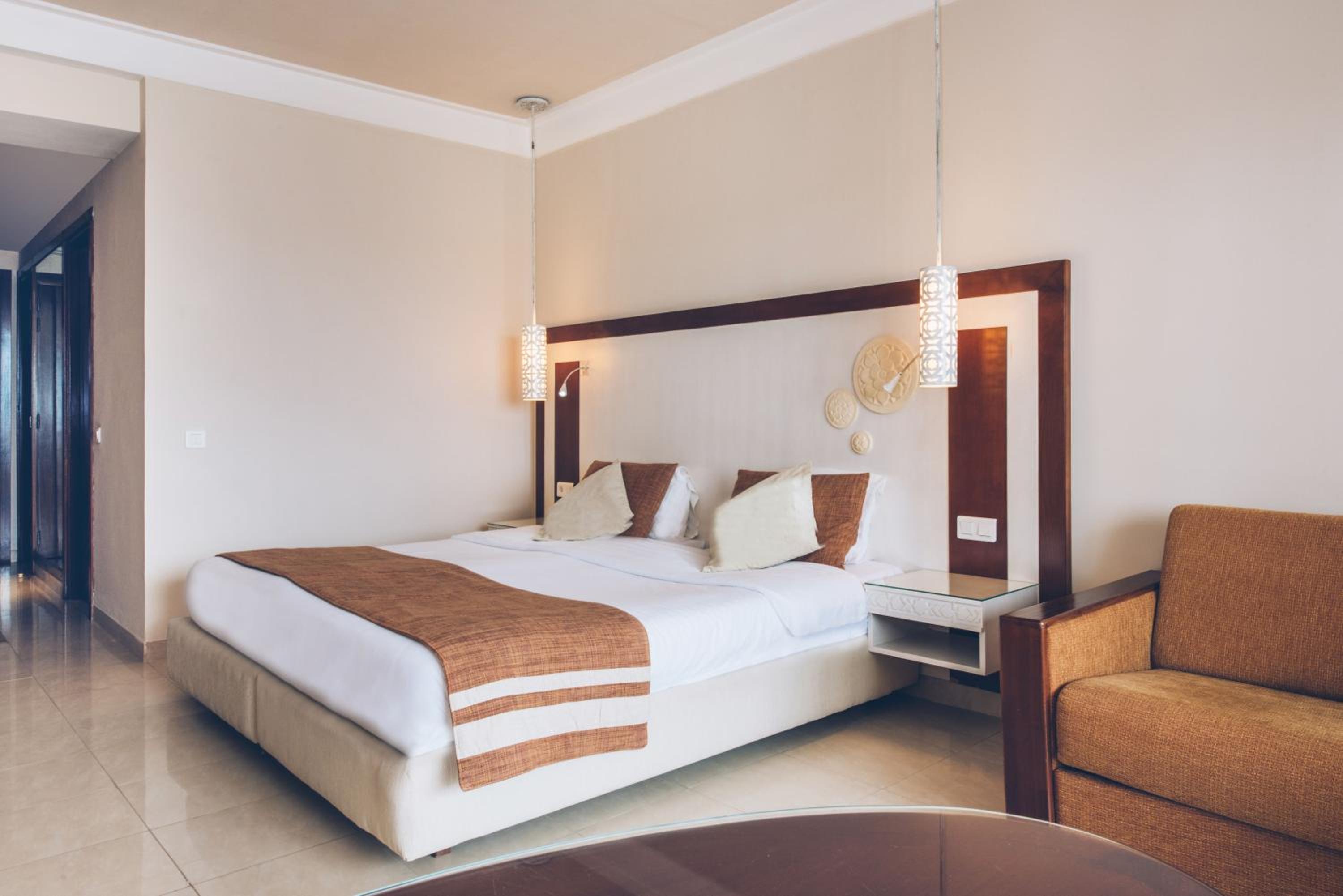 Superior Double Room - Photo 3