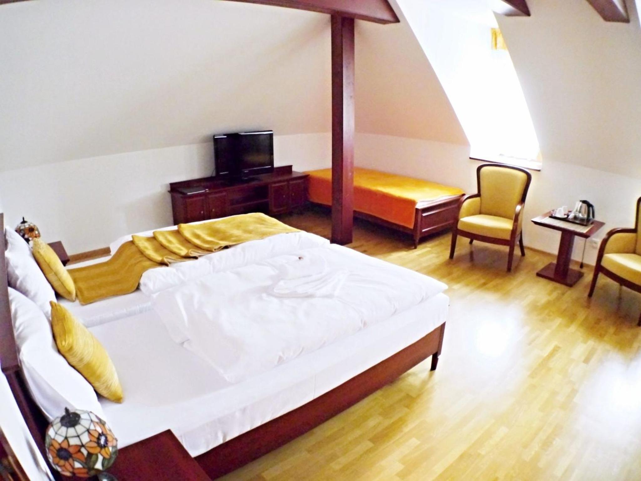 Superior Double or Twin Room with Garden View photo 3