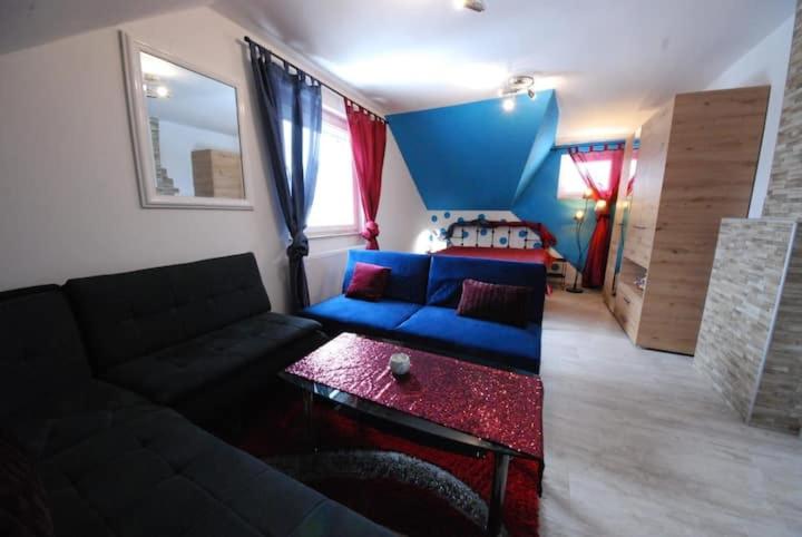 Three-Bedroom Villa - Photo 1