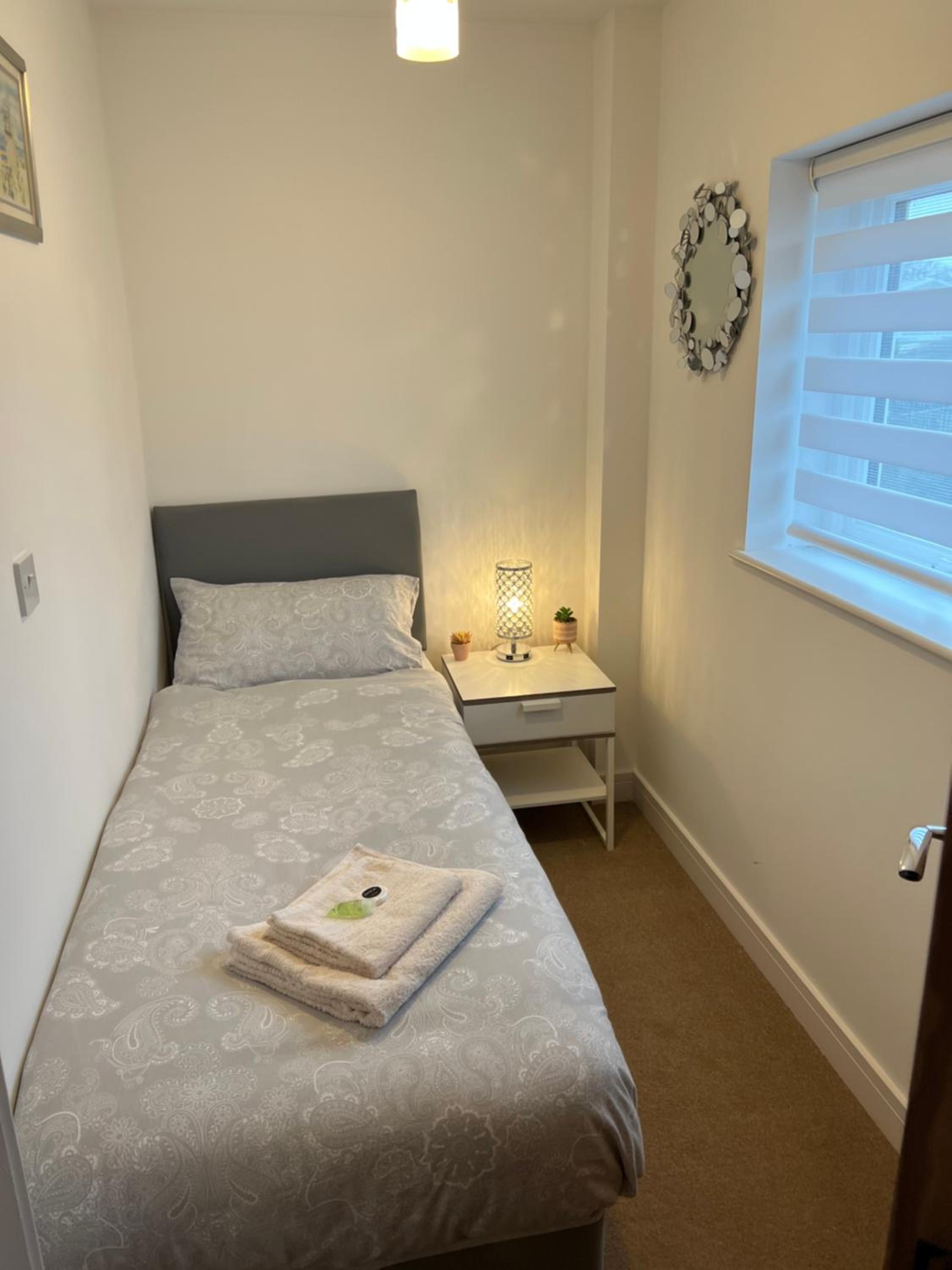 Two-Bedroom House - Photo 14