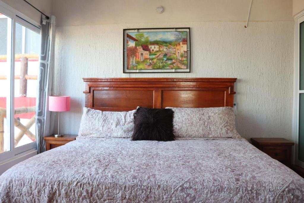 Queen Suite with Sea View - Photo 2