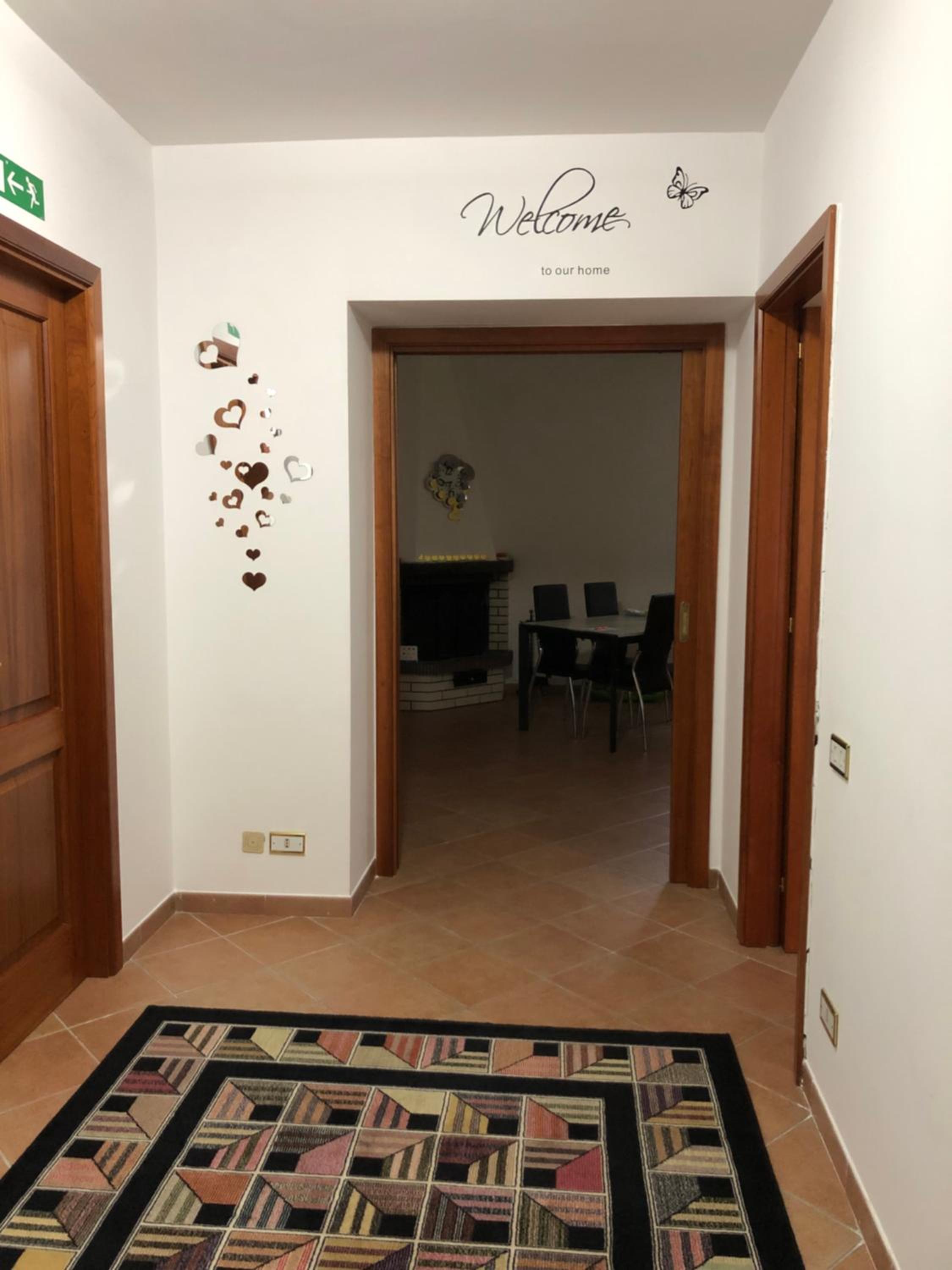 Double Room - Photo 10