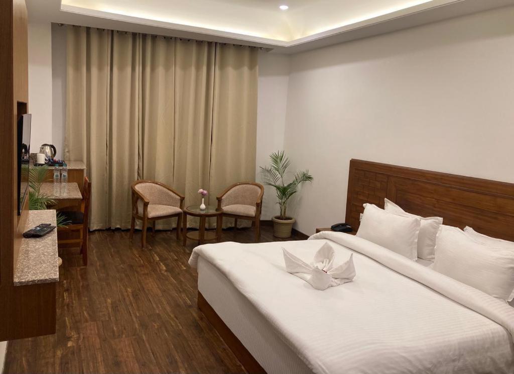 Large Double Room