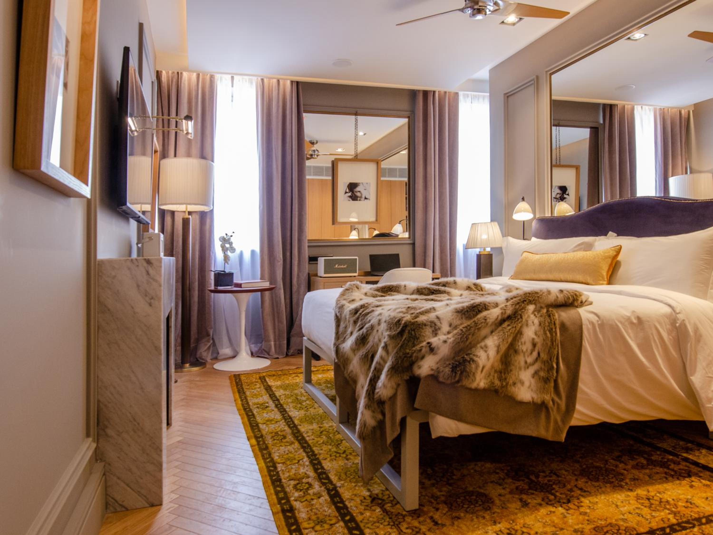 Historical Standard Room - Photo 23