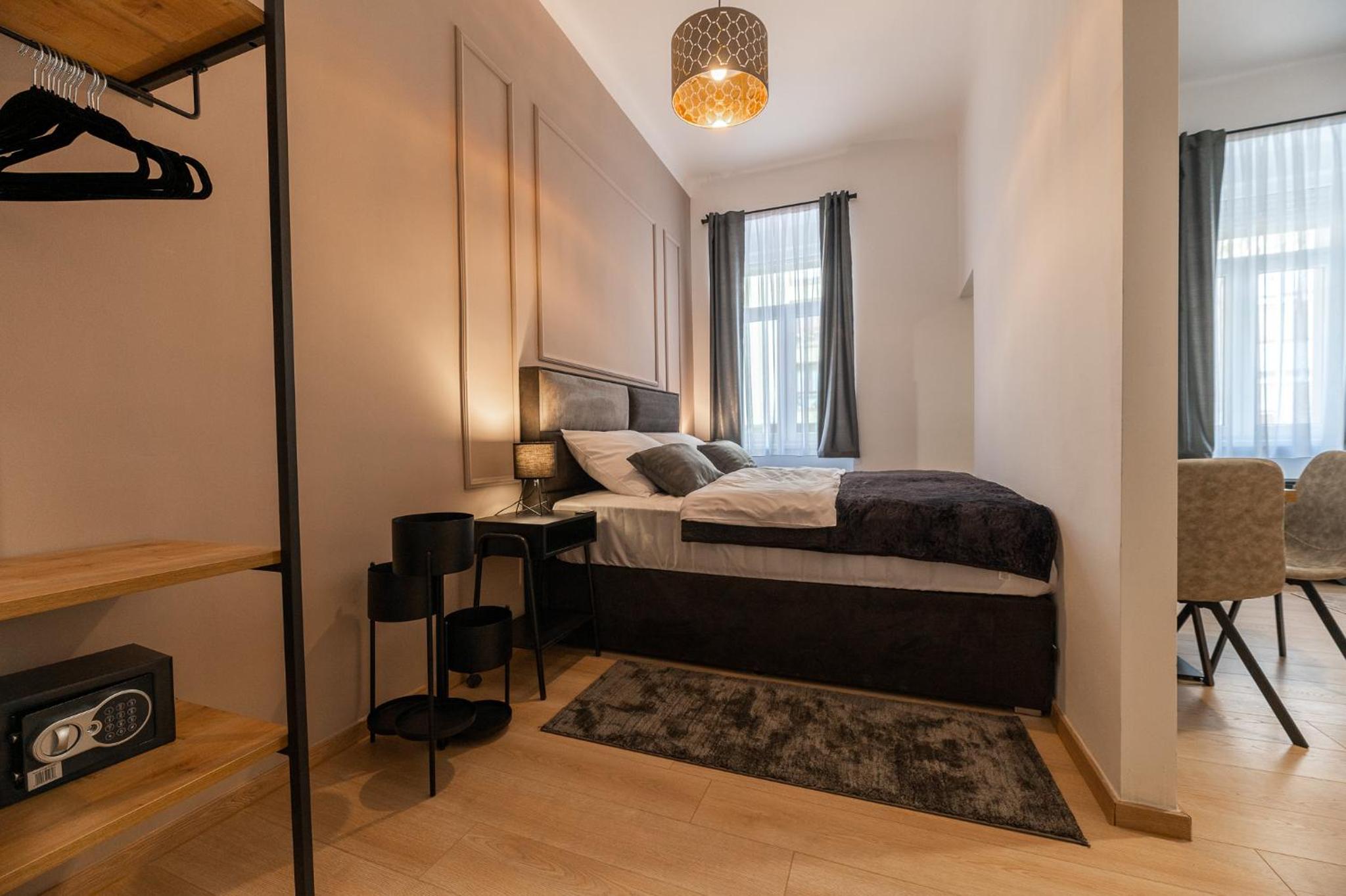 Studio Apartment