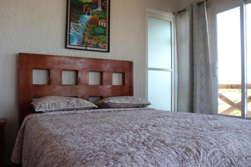 Superior Suite with Sea View - Photo 3