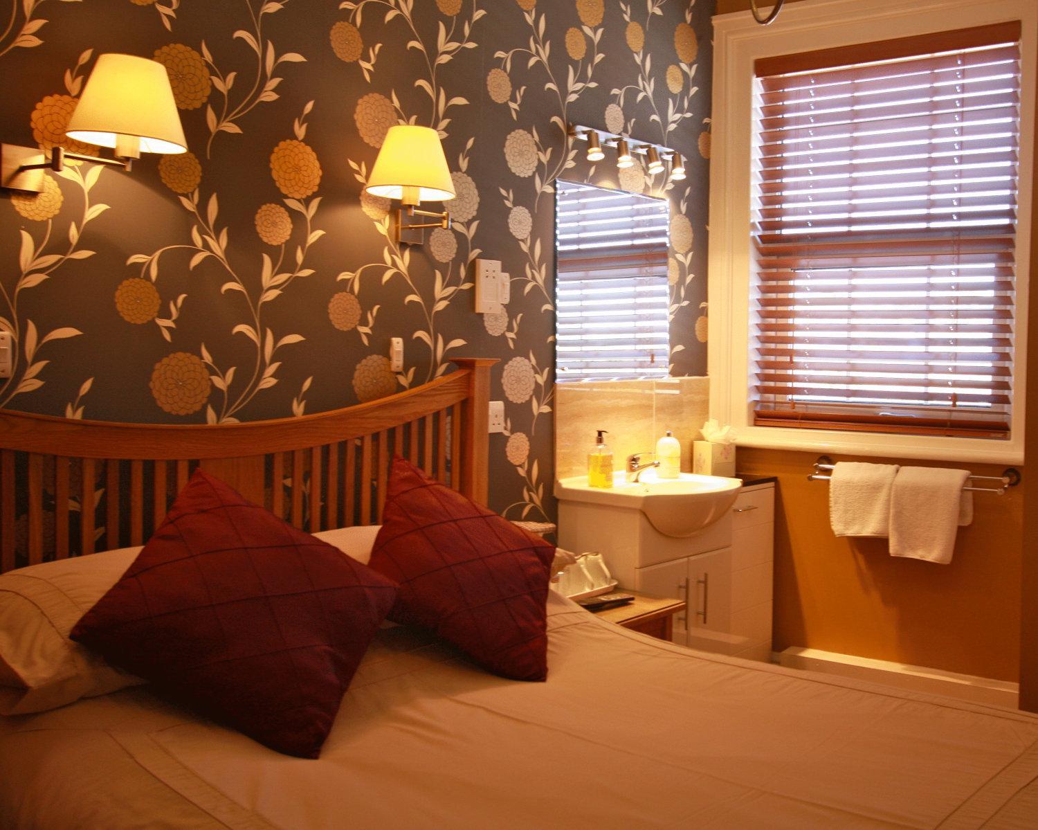 Small Double Room - Second Floor - Room 8 - Photo 4