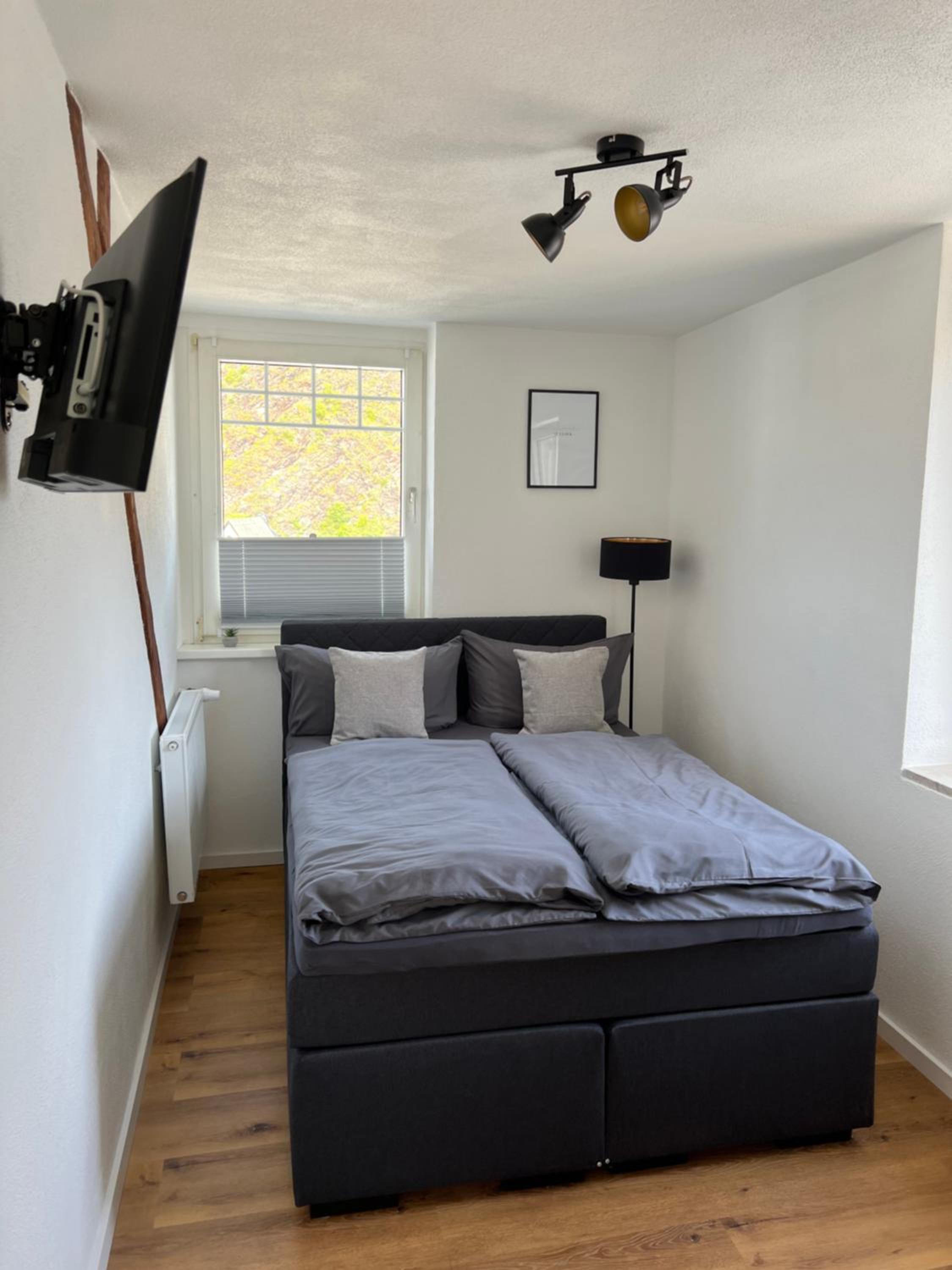 Two-Bedroom Apartment - Photo 2