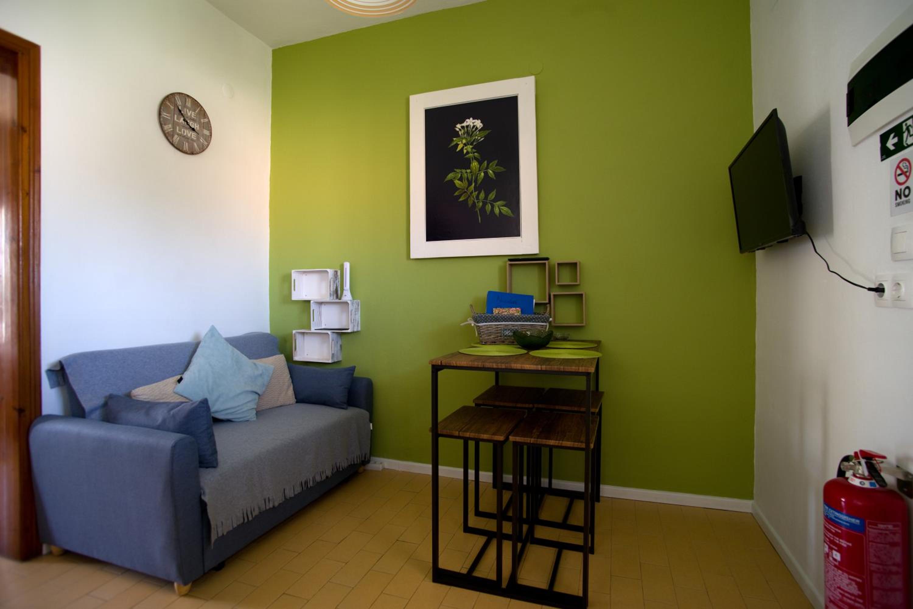 Apartment with Balcony photo 1