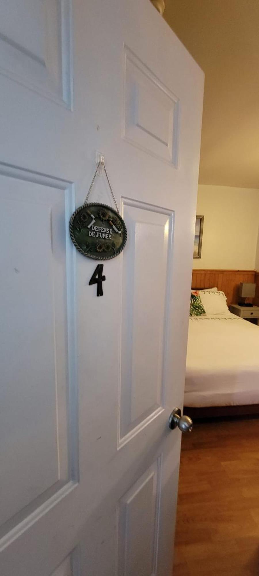Queen Room - Photo 4