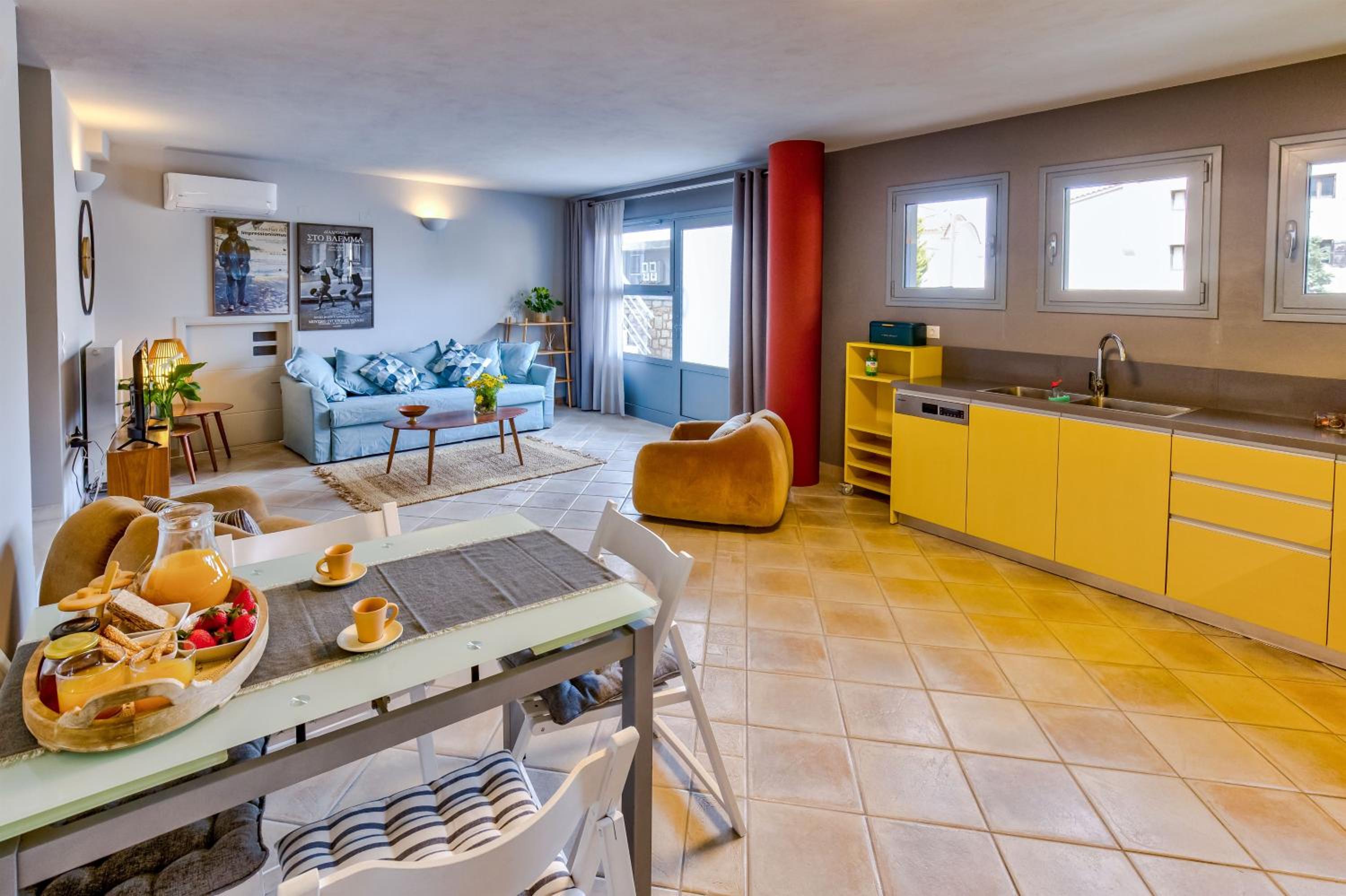 One-Bedroom Apartment