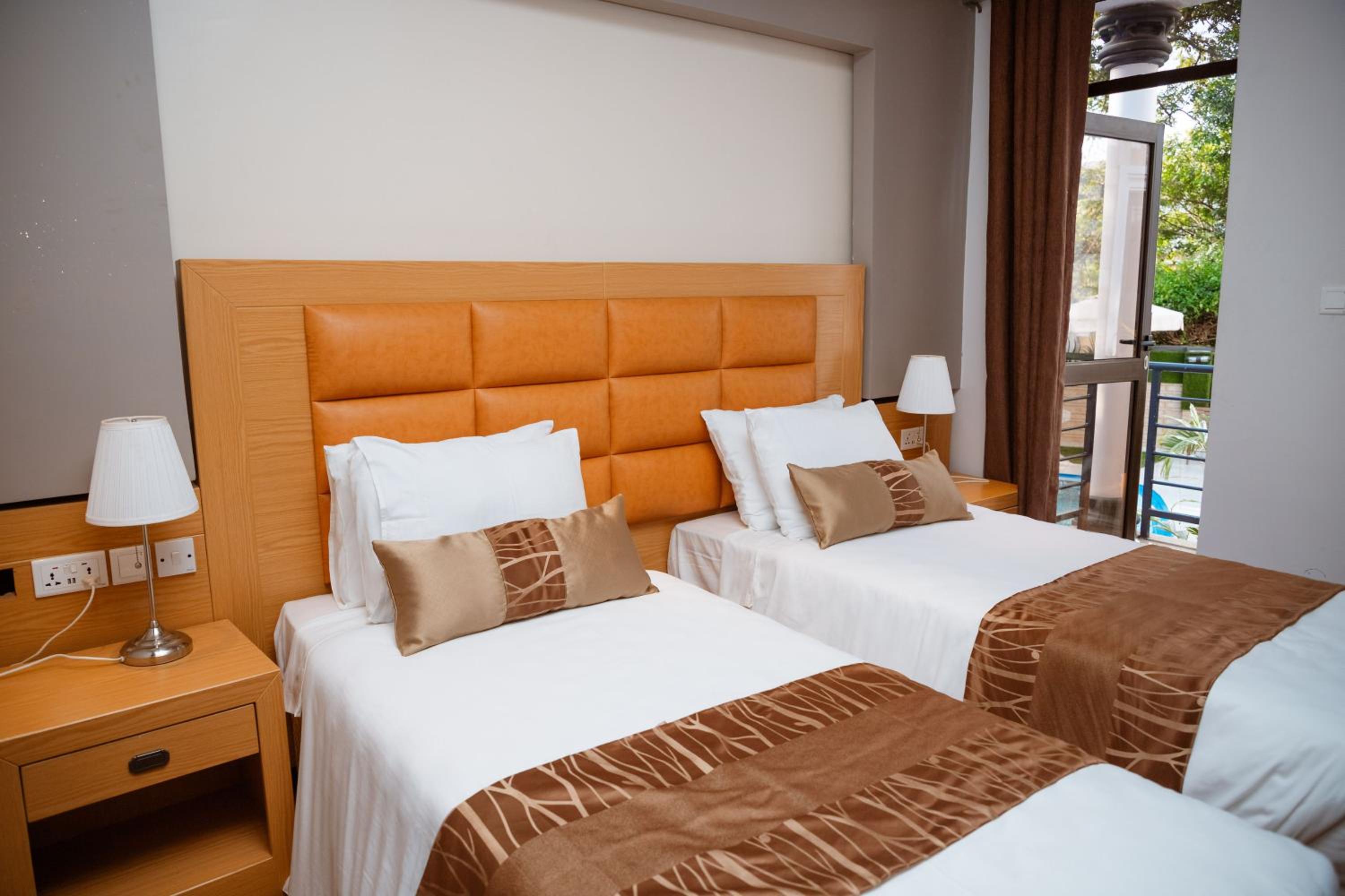 Deluxe Twin Room photo 1