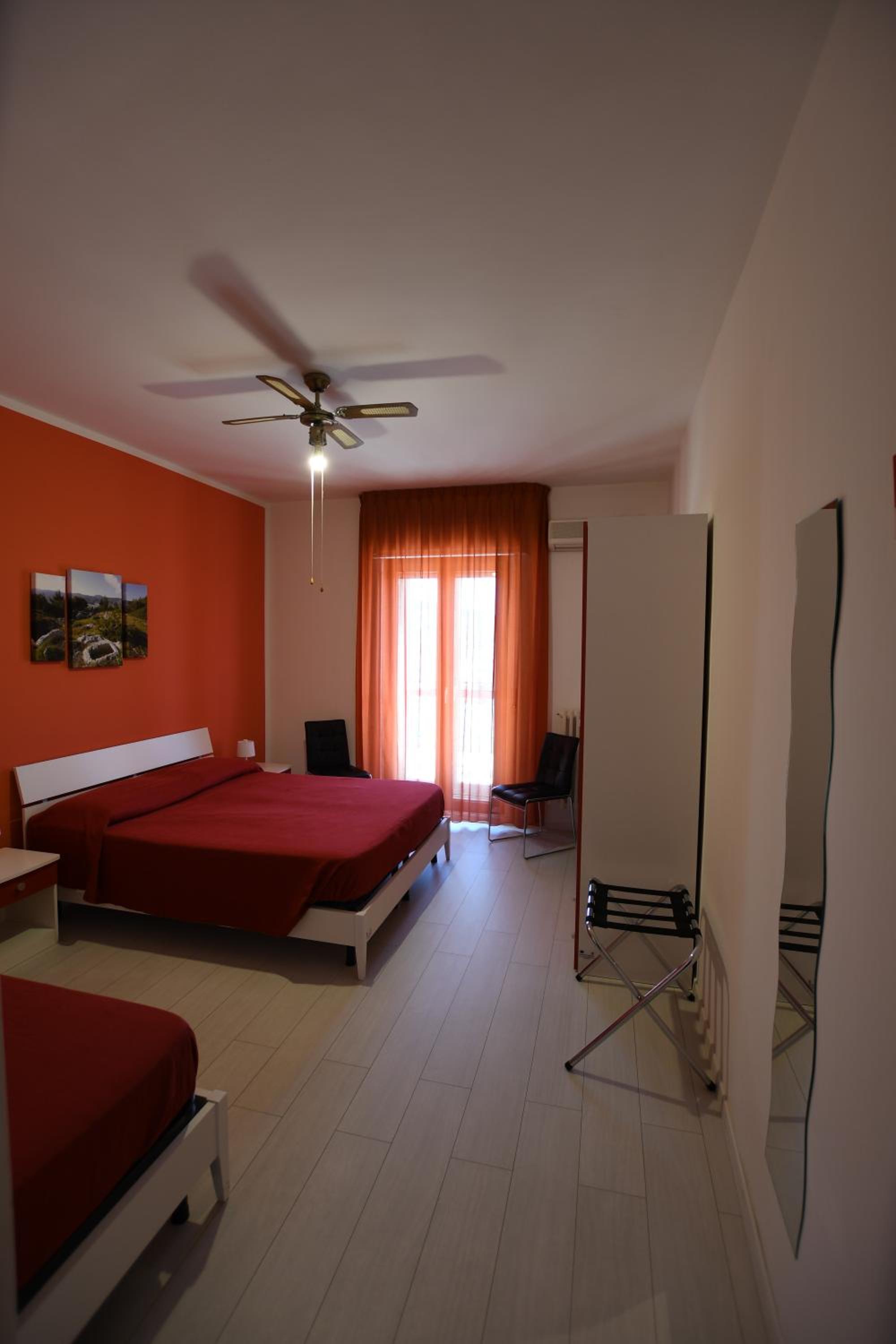 Triple Room with Terrace and Private Bathroom
