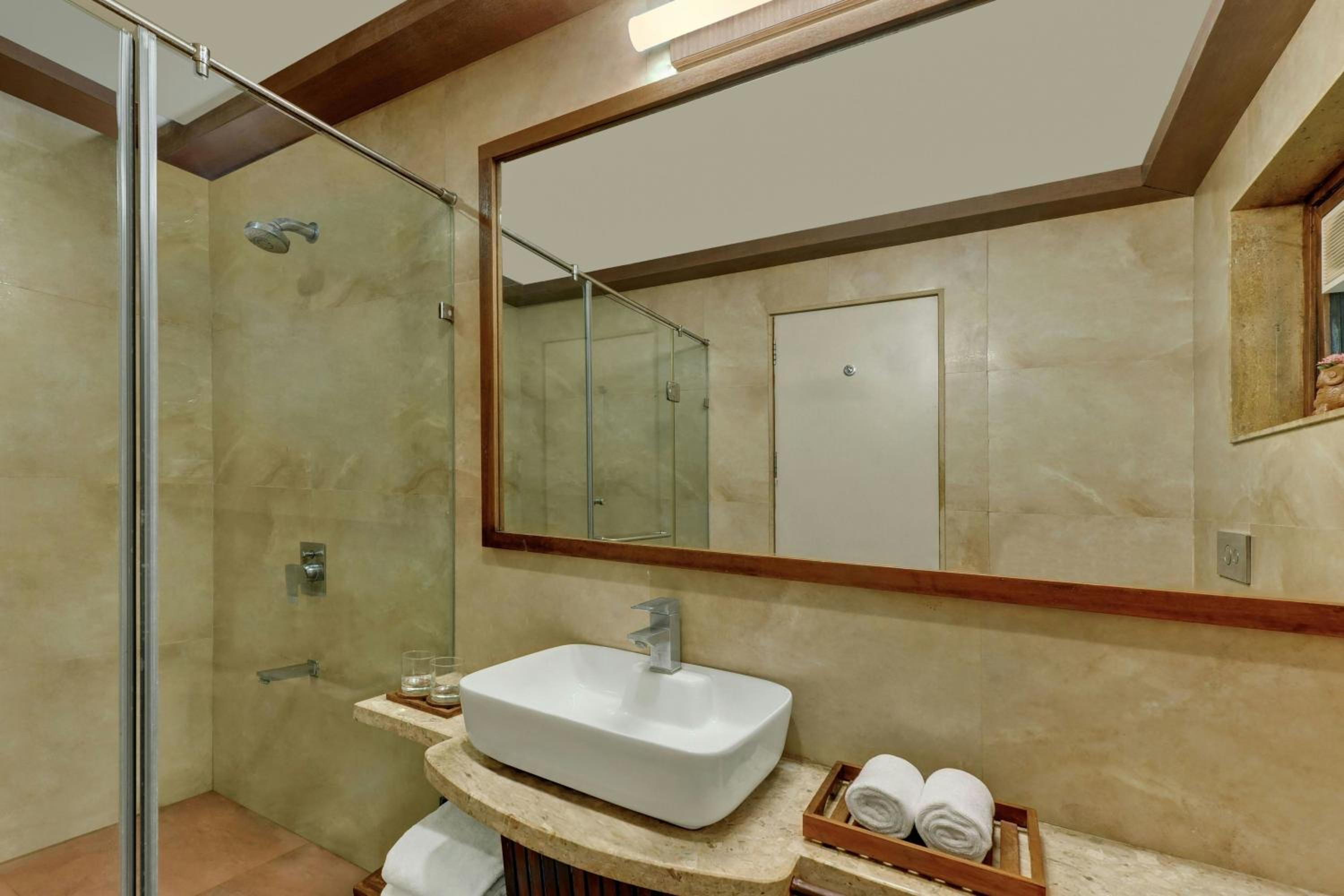 Fern Classic King Villa with Limited View