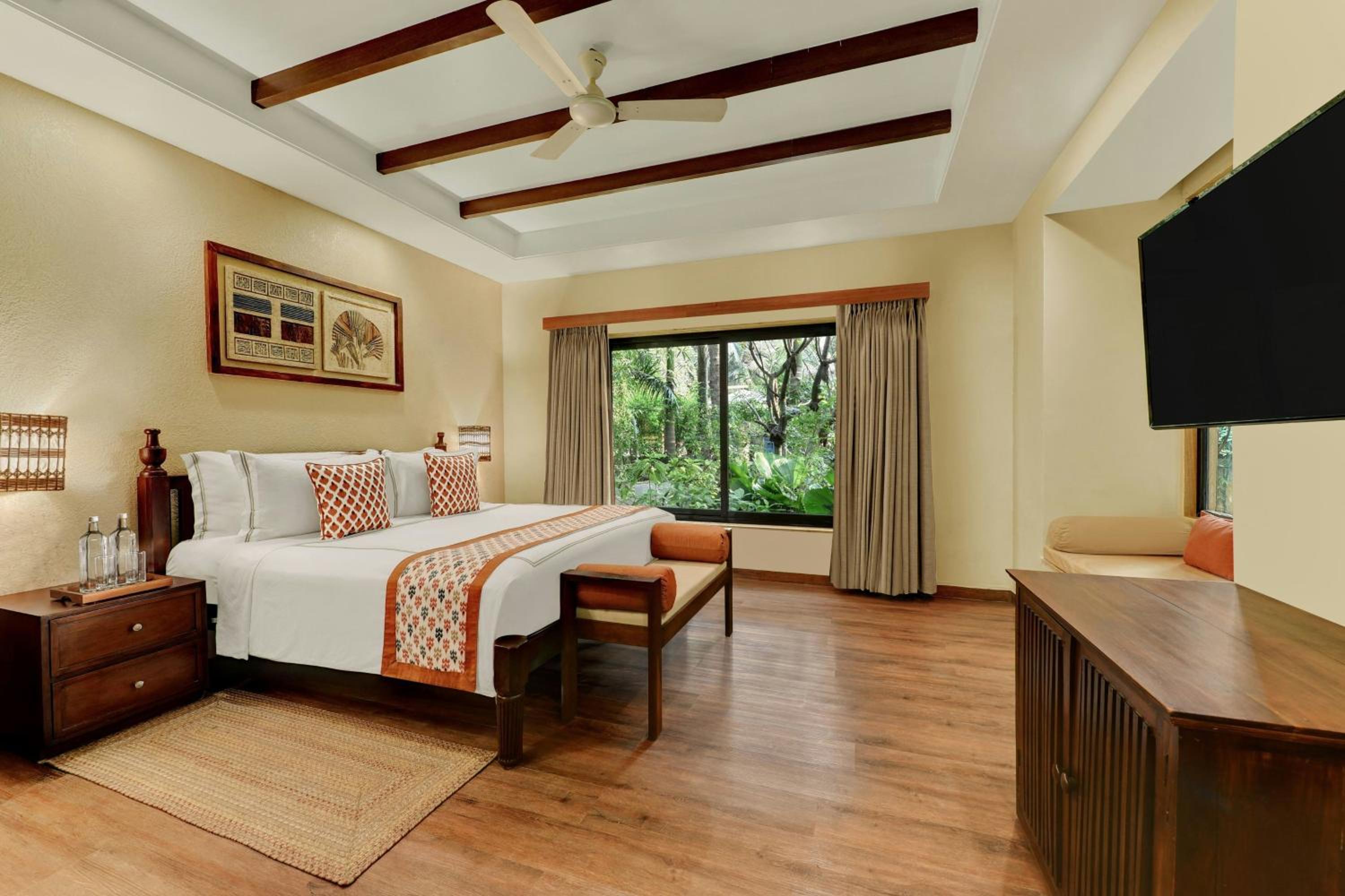 Two-Bedroom Fern Classic Premium Suite with Garden View