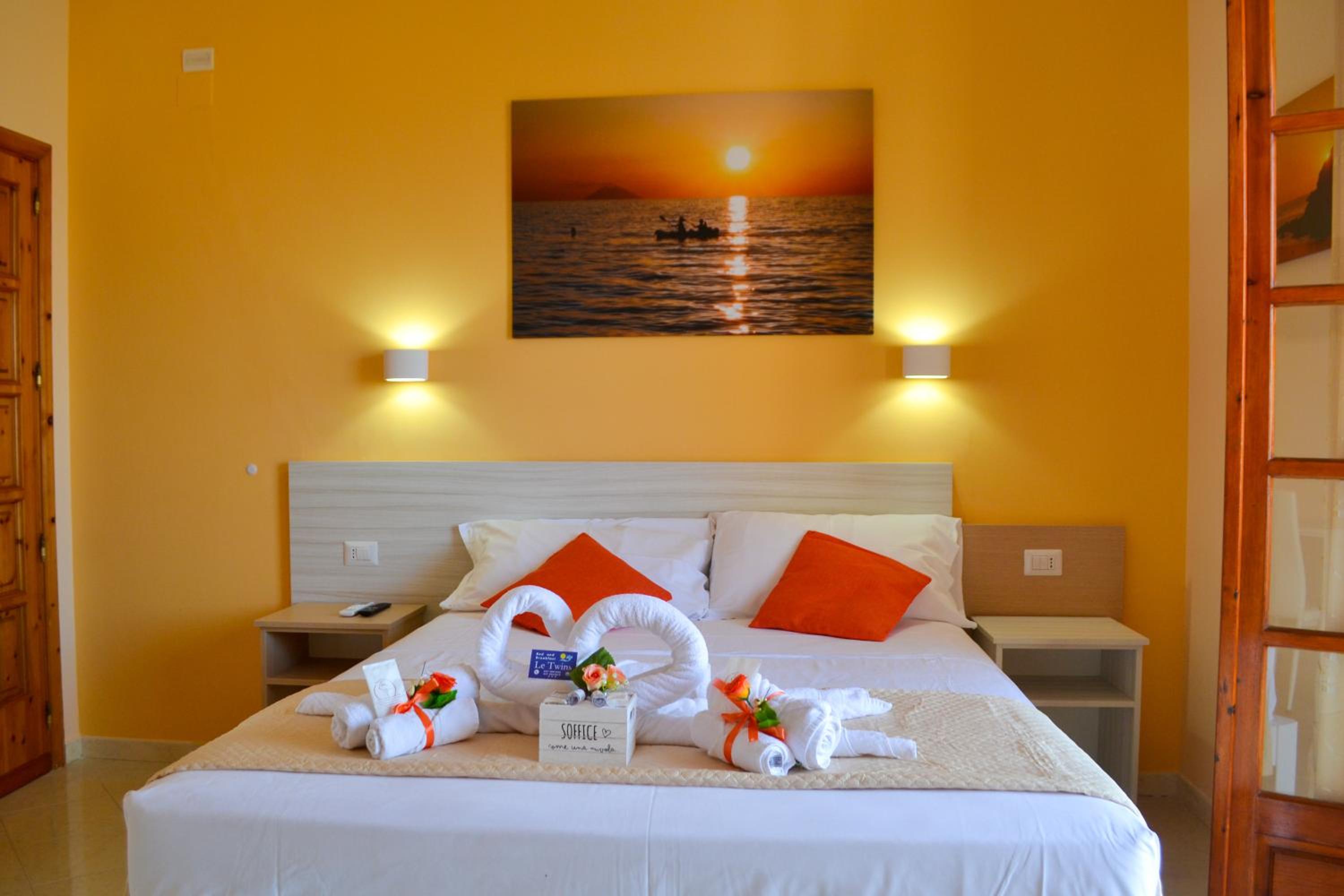 Double Room with Sea View photo 1