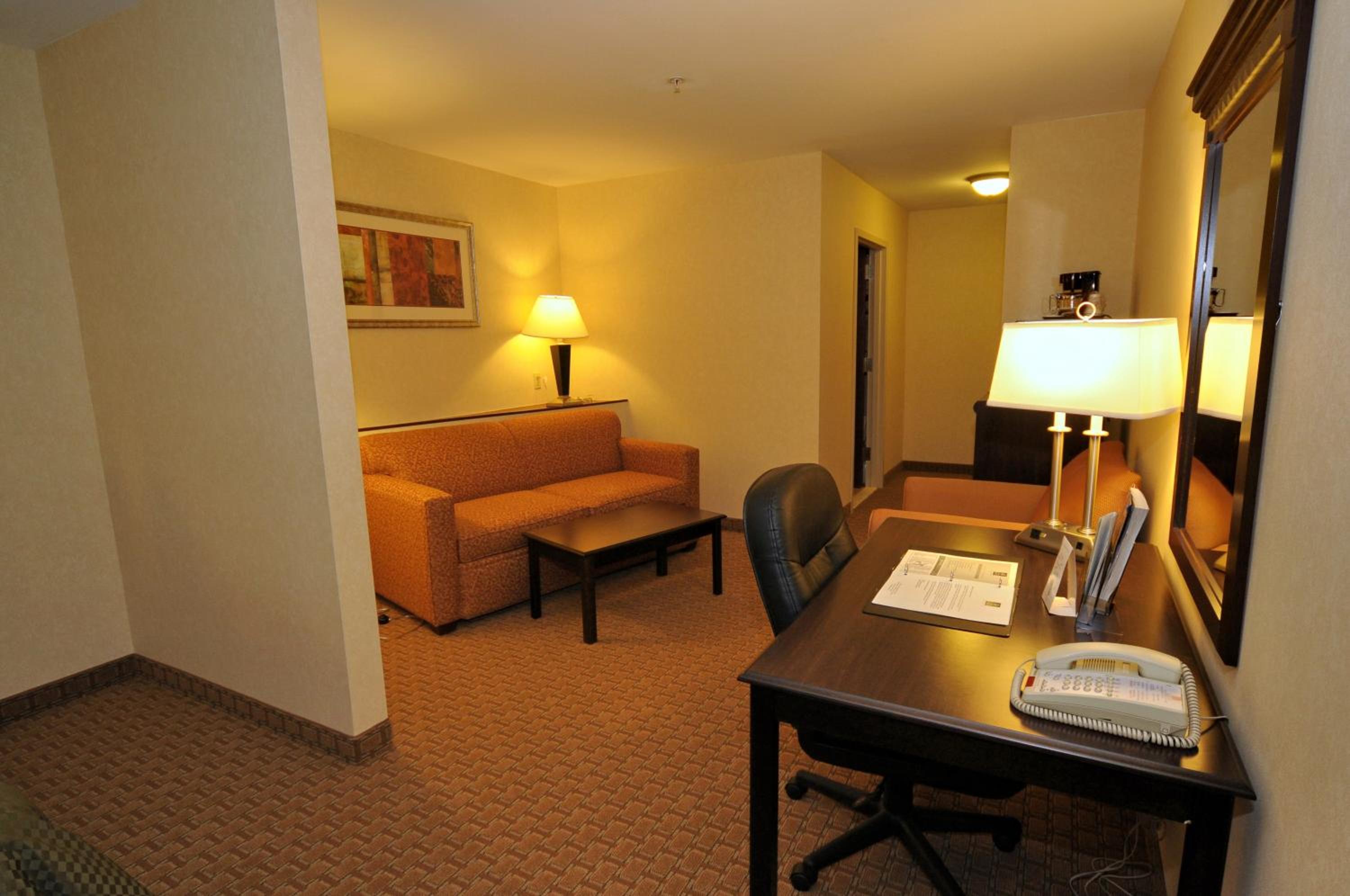 Garner Hotel Mahwah by IHG