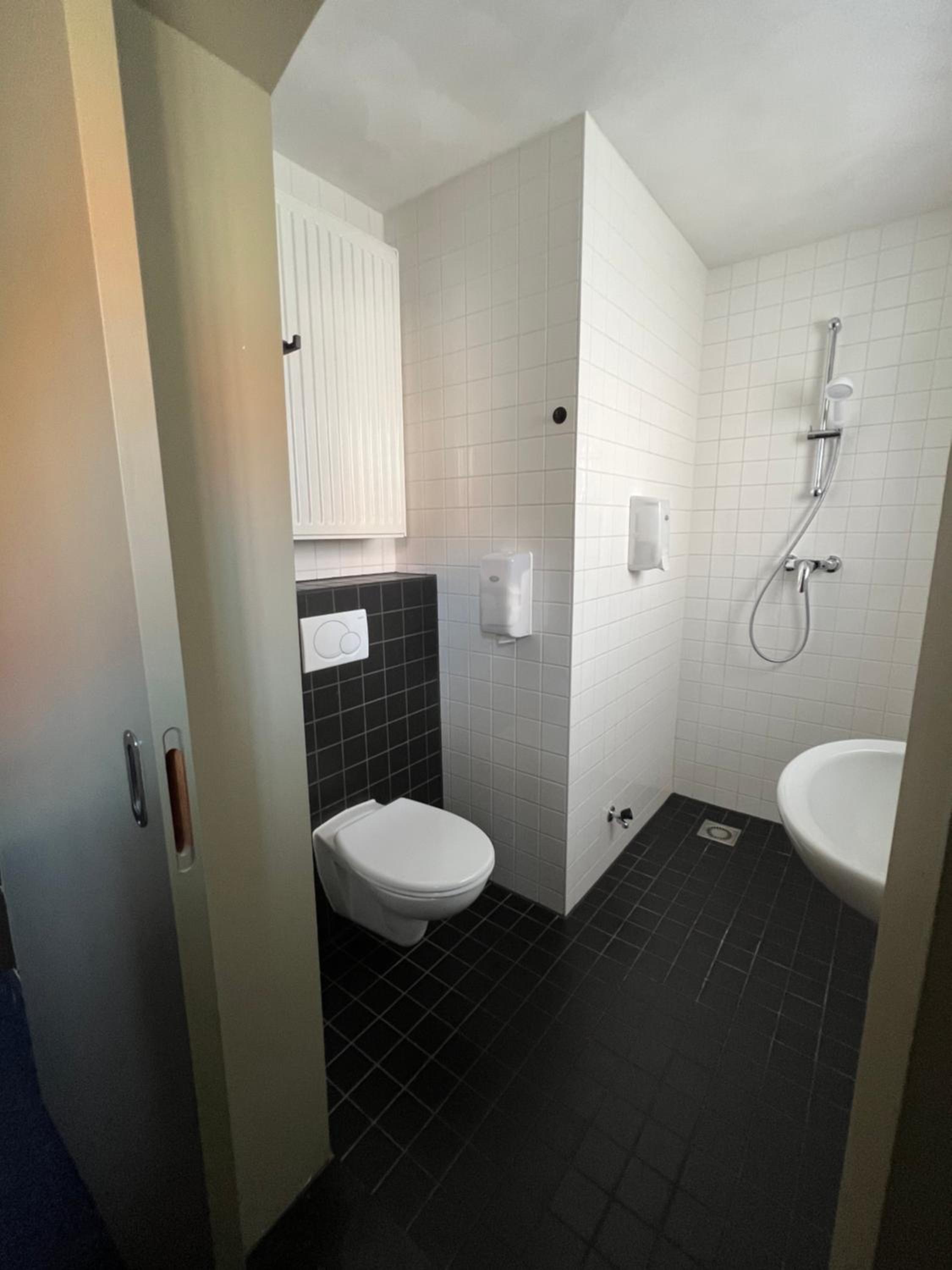 Deluxe Room - Photo 6