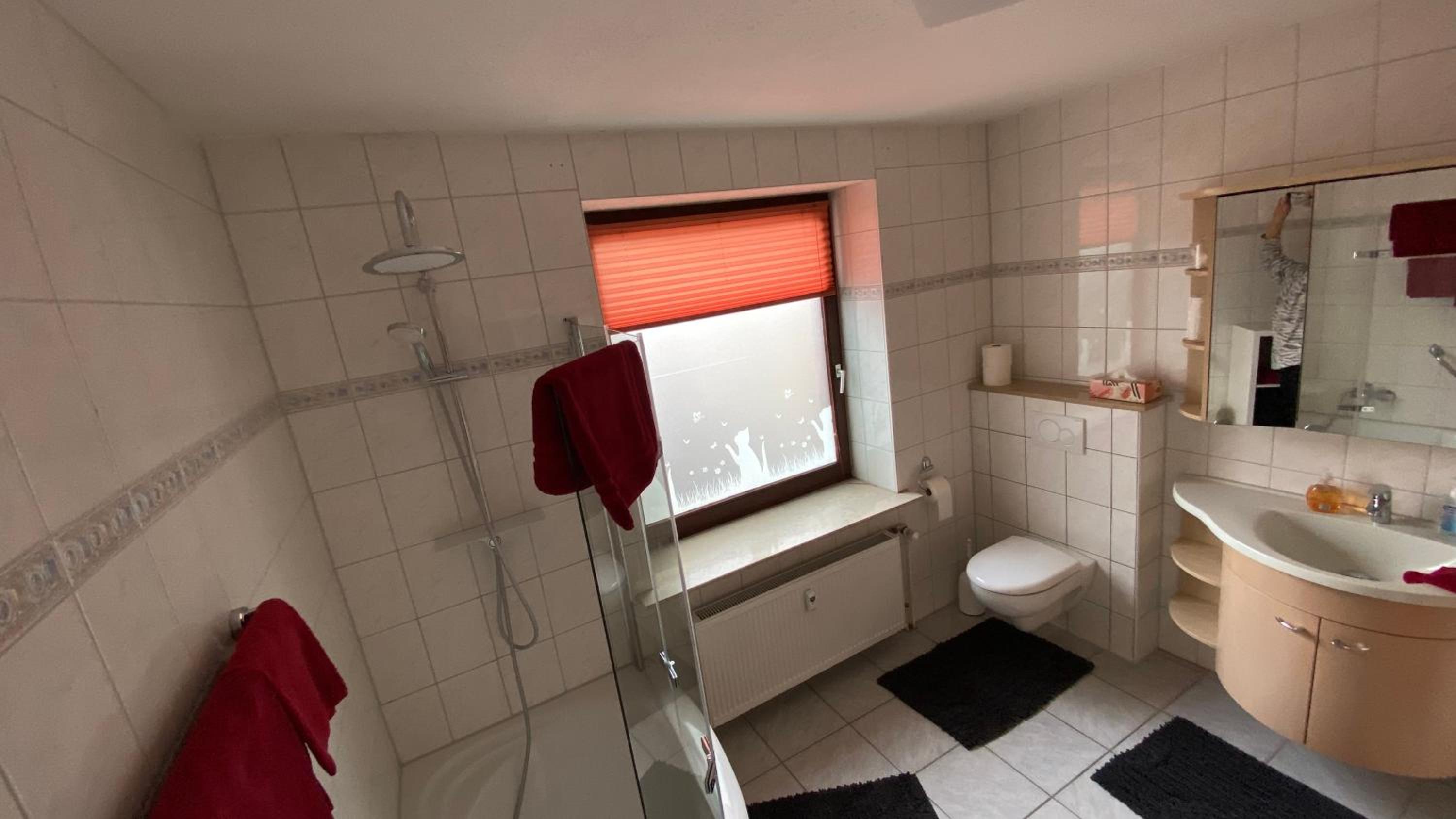 One-Bedroom Apartment - Photo 32