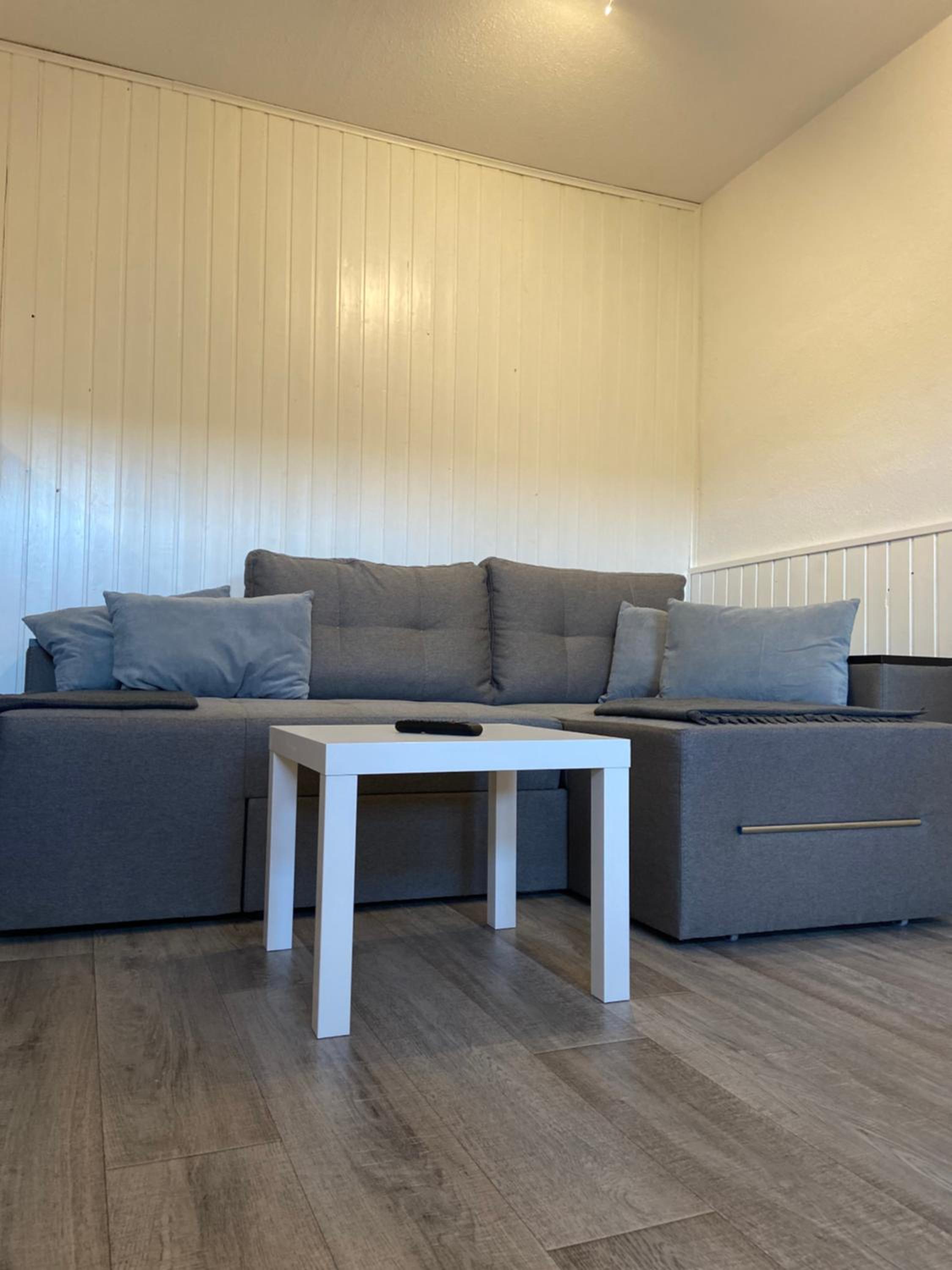 One-Bedroom Apartment - Photo 16